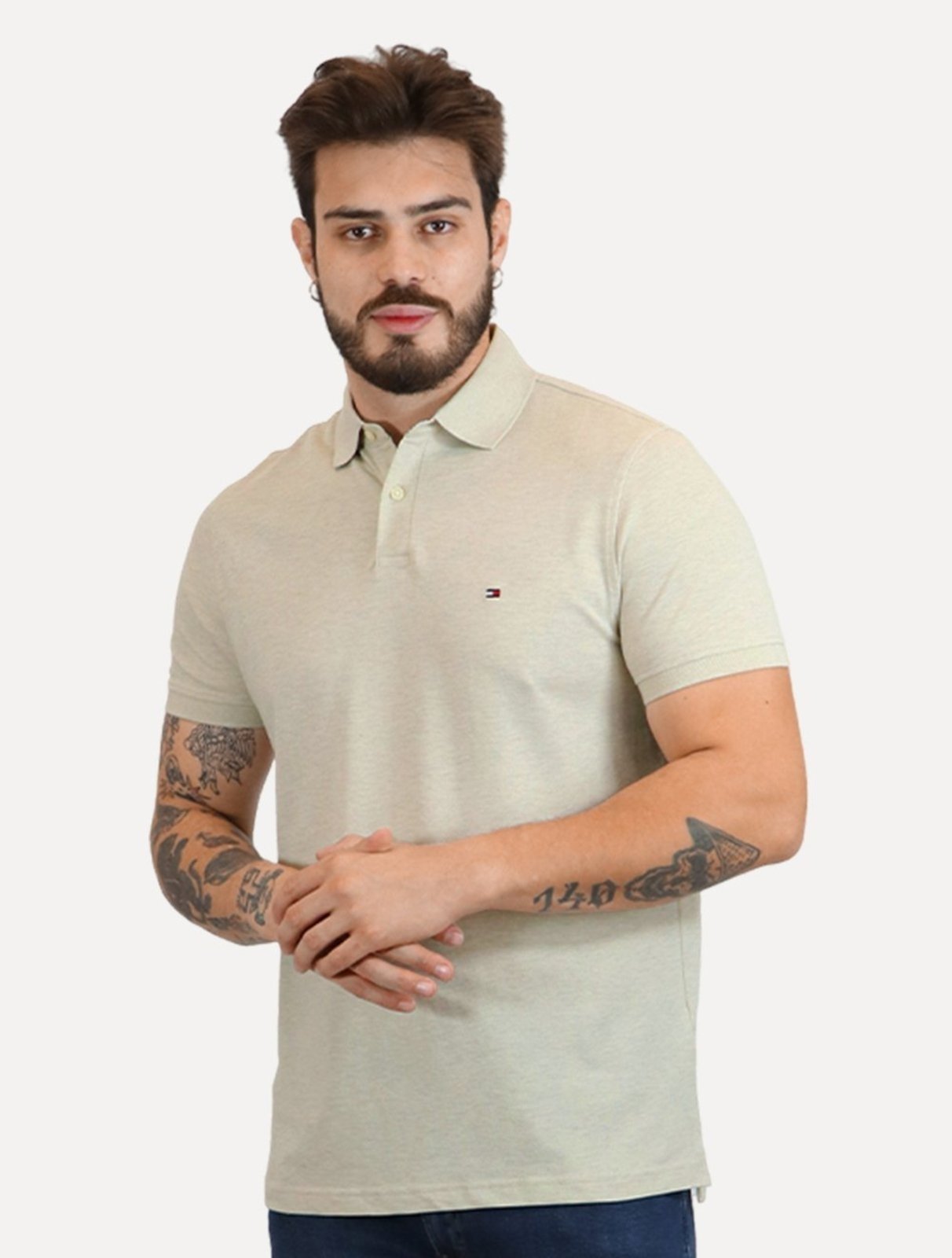 Vista 2 Polo Tommy Hilfiger Masculina Regular Piquet 1985 Areia Mescla bege Tommy Hilfiger bege