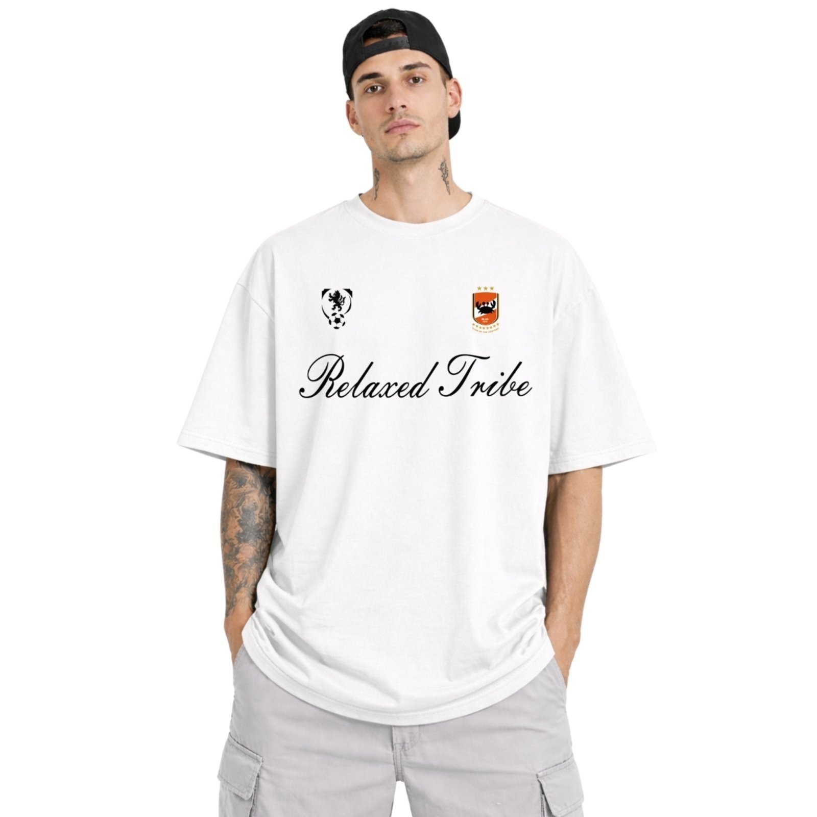 Vista 2 Camiseta Oversized de Algodão Masculina Ideal para Academia e Esportes Gola Redonda Estampas Relaxado preto Relaxado preto