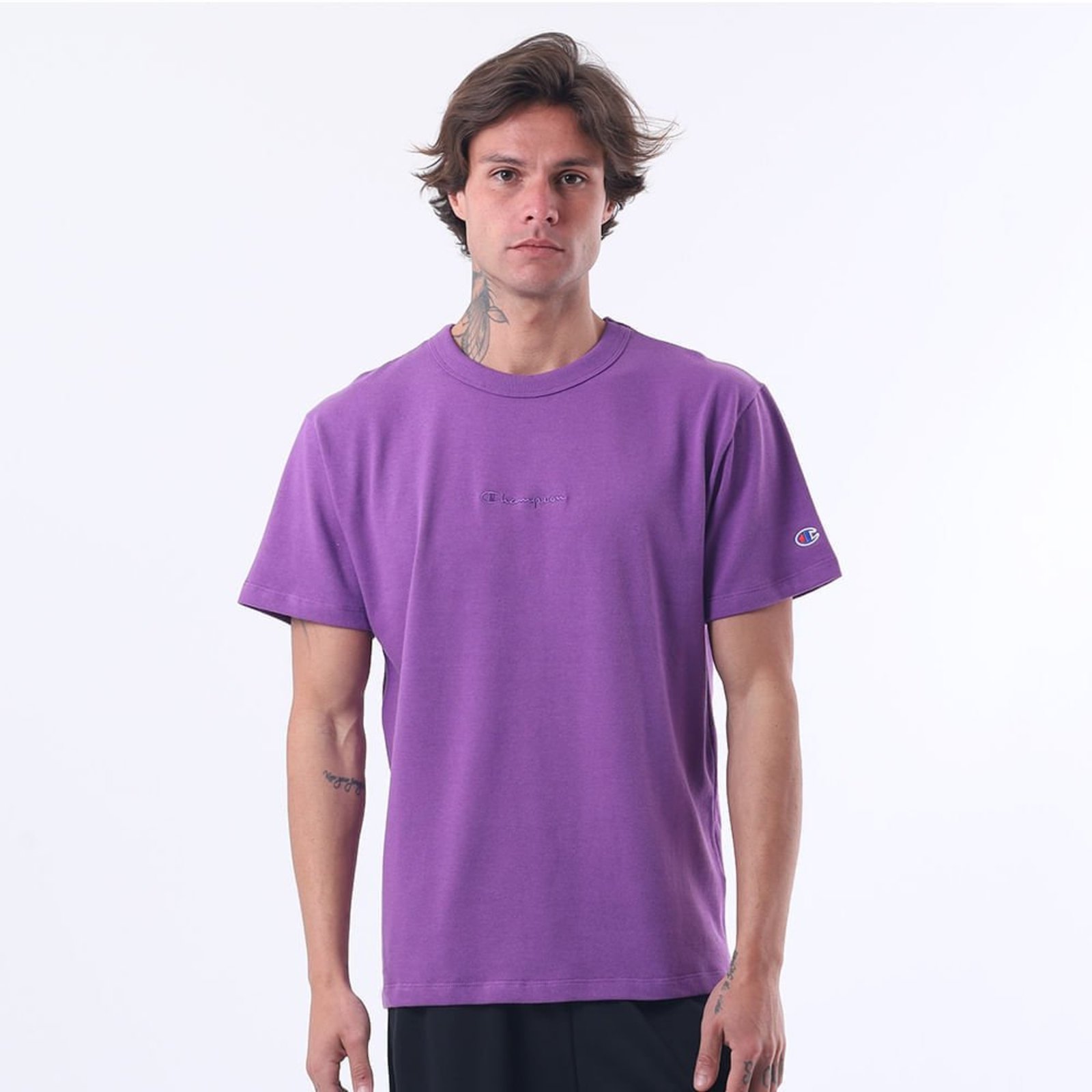 CAMISETA CHAMPION LIFE HERITAGE MINI SCRIPT LOGO EMB