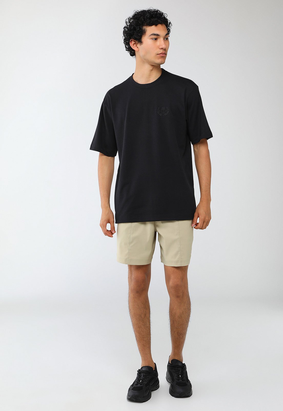 Vista 3 Camiseta Masculina Aeropostale Bordado New York 1987 Preta preto Aeropostale preto