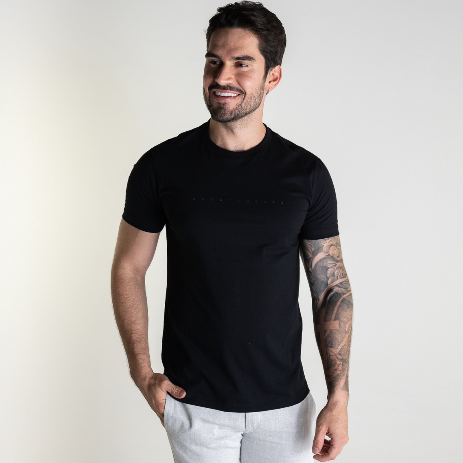 Vista 2 Camiseta Acostamento Minimalist Preta preto Acostamento preto
