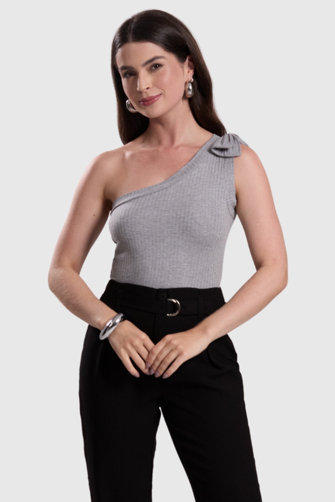 Blusa Feminina Amora Café Um Ombro Só Assimétrica com Laço Cinza