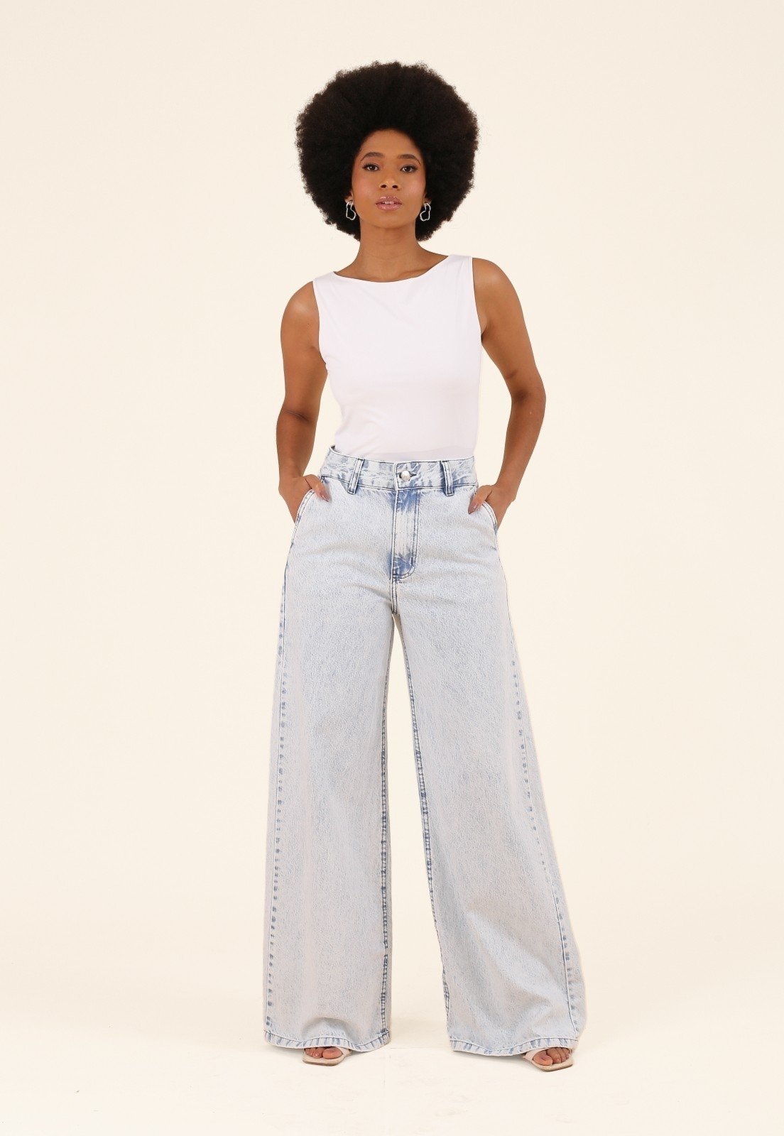 Calça Pop Me Jeans Wide Leg Bolso-Faca Azul Médio