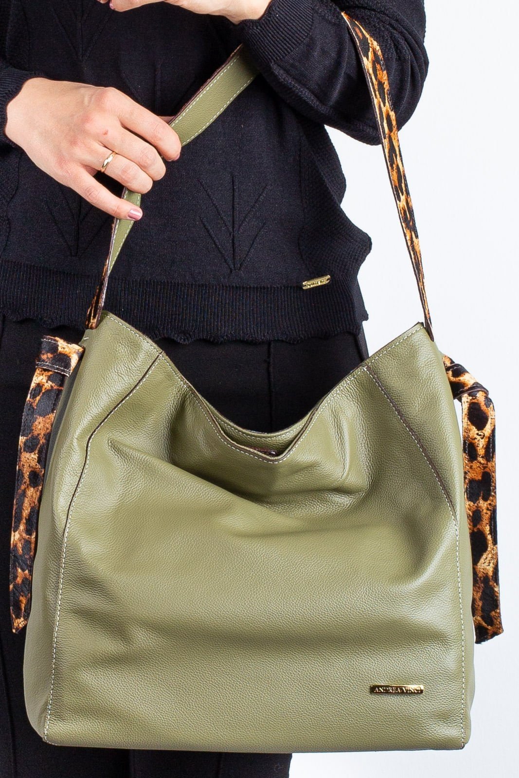 Bolsa sacola de ombro em couro estampado Mara - Verde