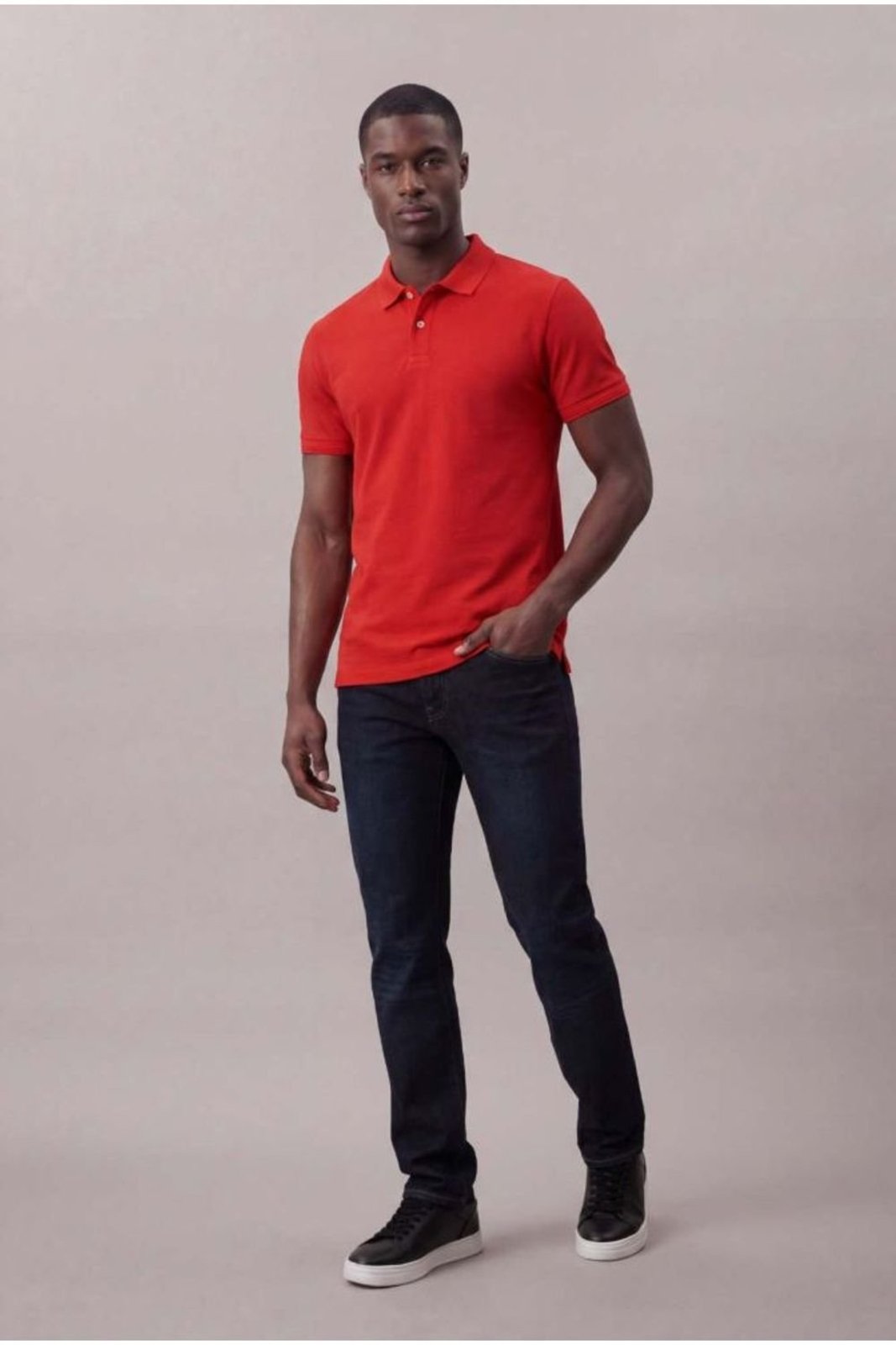 Polo Manga Curta Calvin Klein Jeans Regular Etiqueta Calvin Klein Barra - Vermelho
