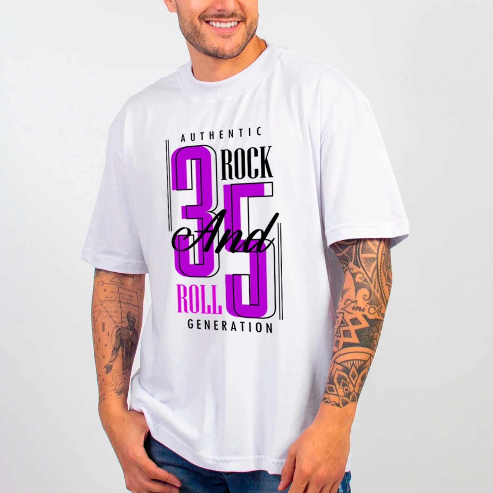 Camiseta Ousy Streetwear Authentic Rock and Roll Generation 35 Oversized Unissex Branco