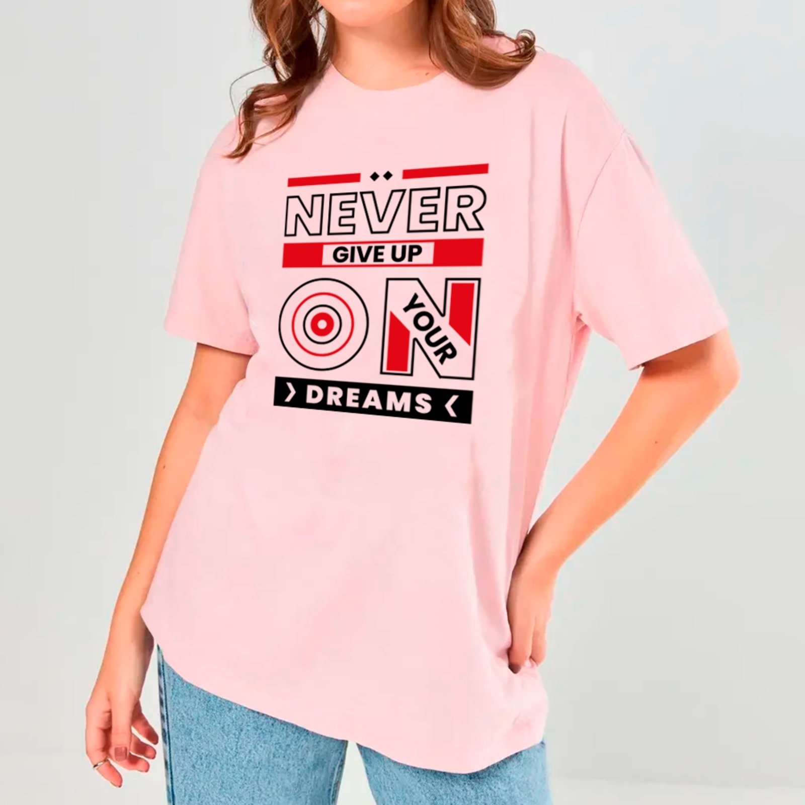 Camiseta Ousy Unissex Never Give Up On Your Dreams Básica Rosa