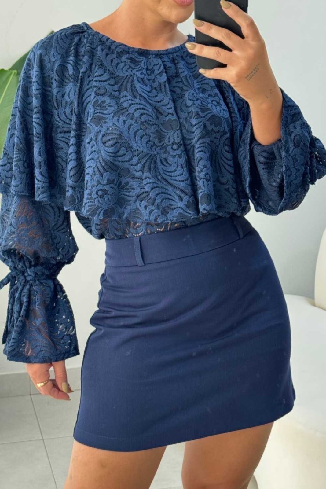 Blusa Vanibele Renda Azul Marinho