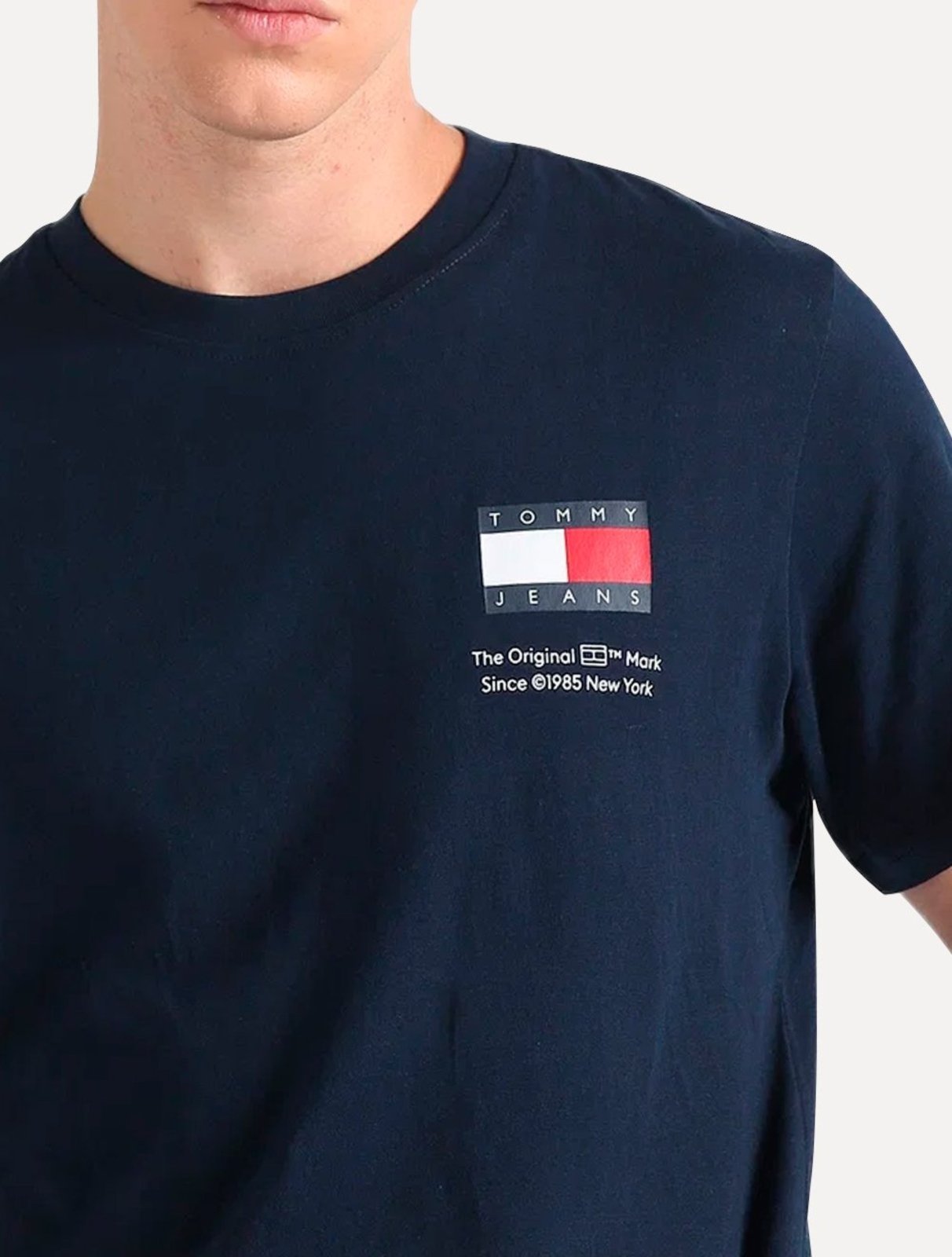 Vista 3 Camiseta Tommy Jeans Masculina Regular Essential Flag Text azul marinho Tommy Jeans azul marinho