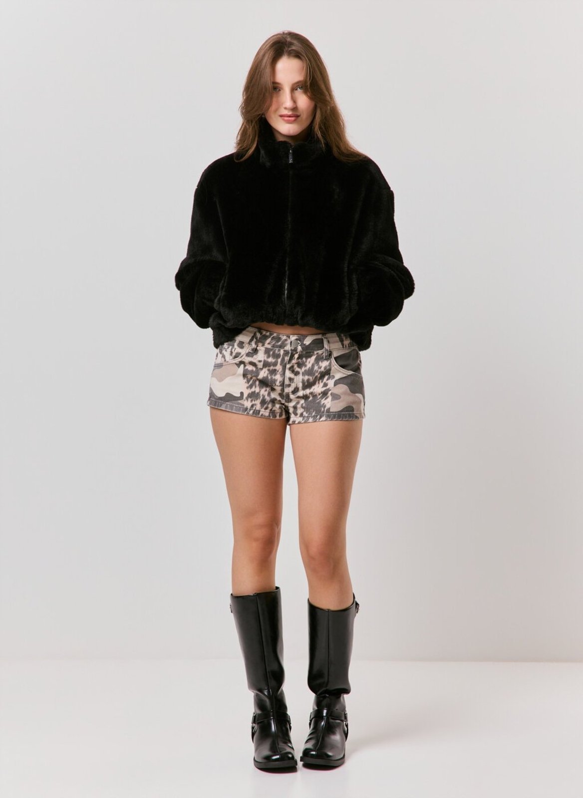 Micro Short Cintura Baixa Animal Print