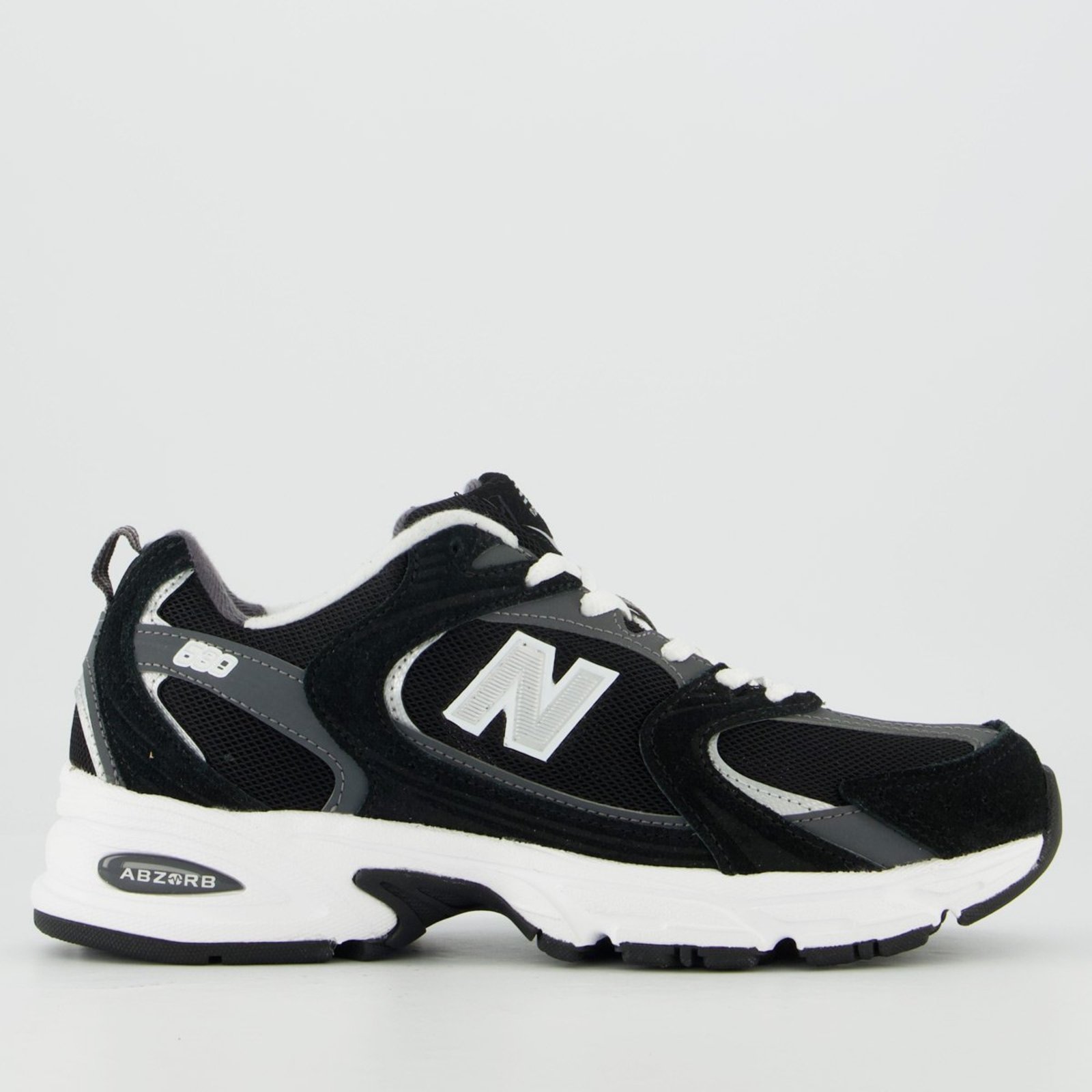 Tênis New Balance 530 Feminino Preto e Branco