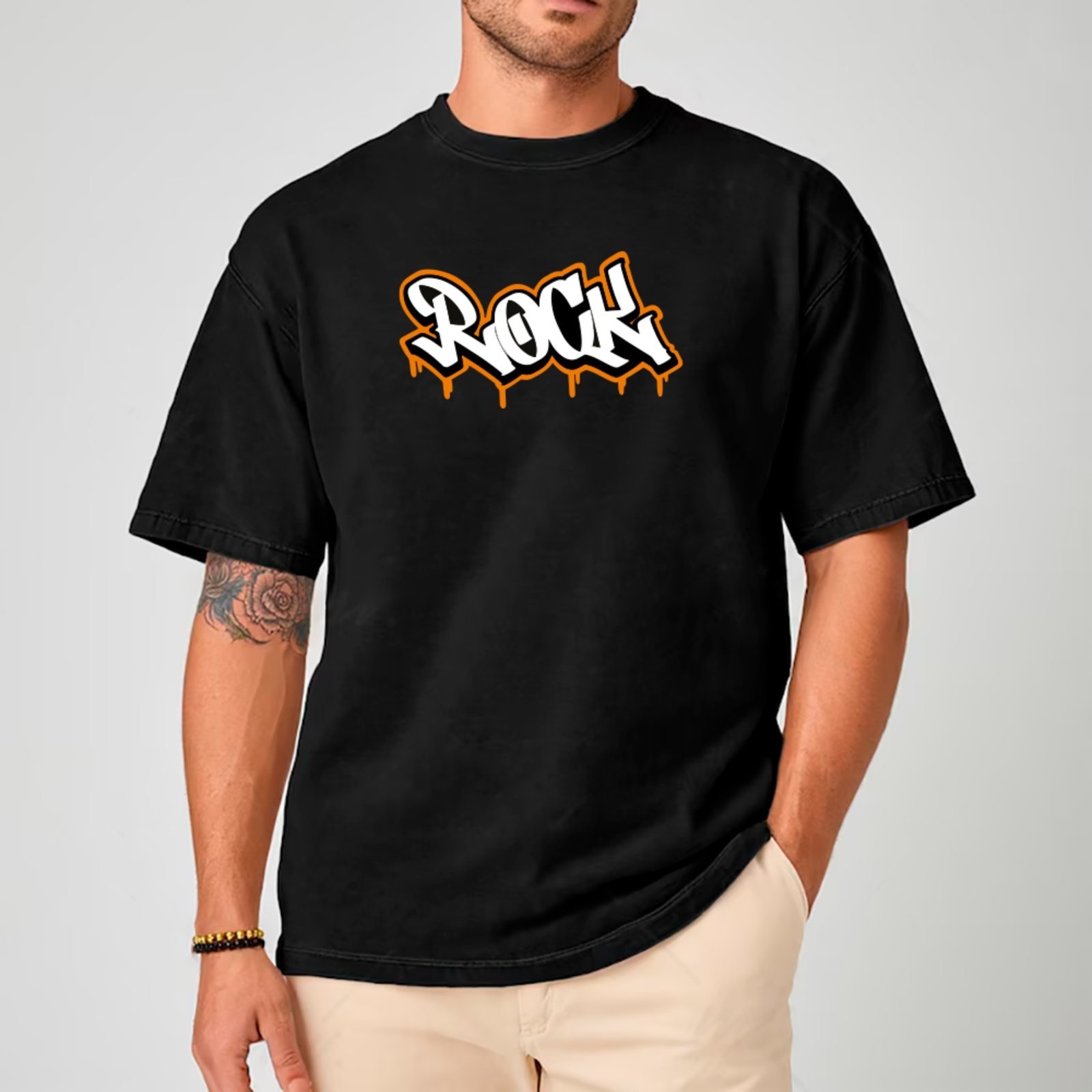 Vista 2 Camiseta Ousy Streetwear Rock Tipografia Grafite Oversized Unissex preto ousy preto