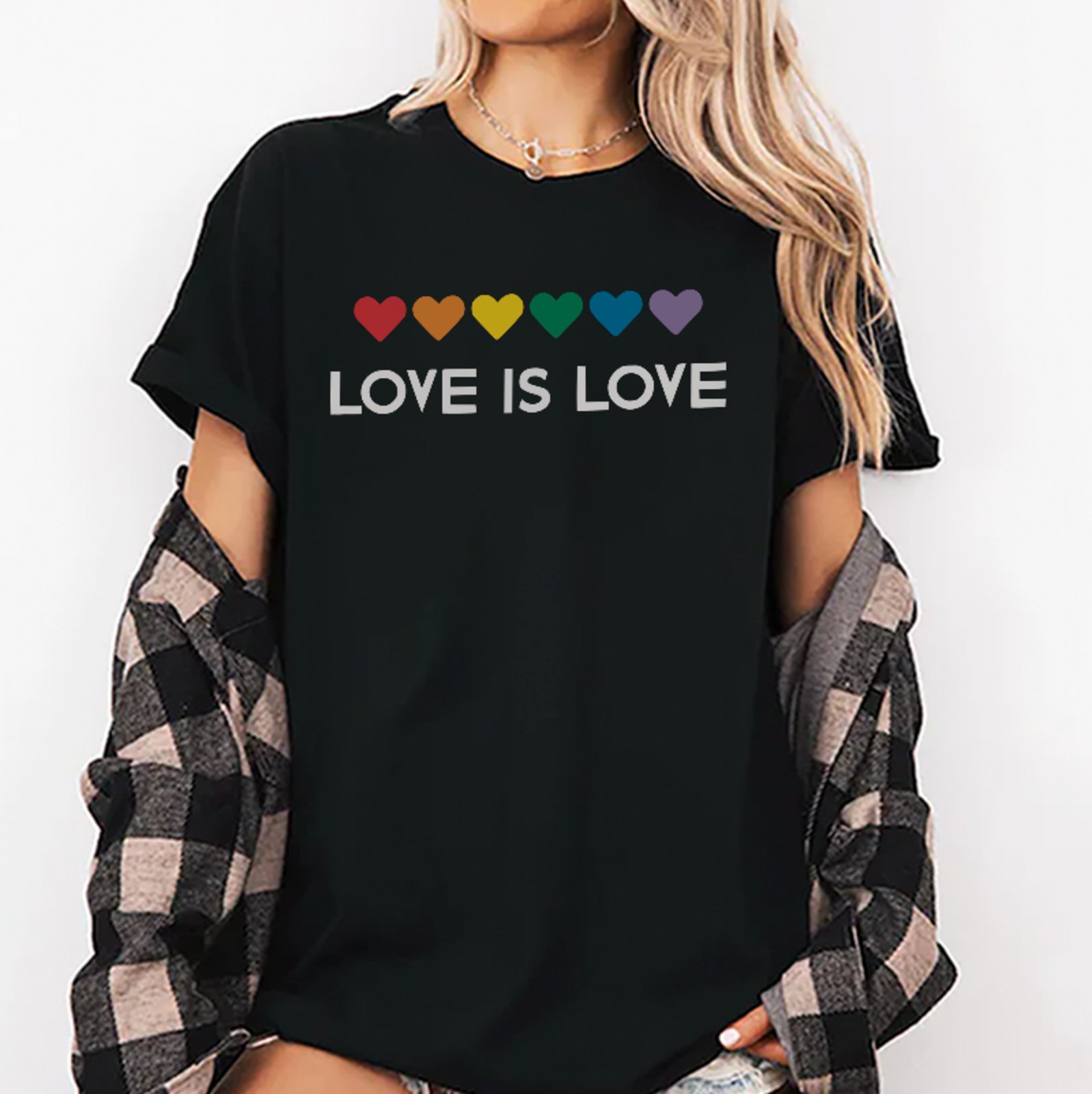 Camiseta Oversized Love Is Love Rainbow Pride Unissex Preto
