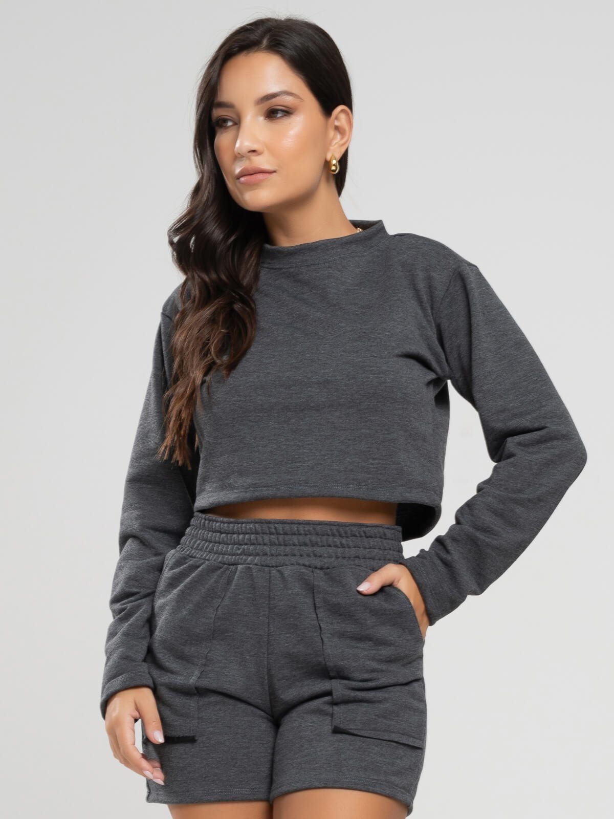 Casaco Cropped Vicbela Manga Longa Moletinho Inverno Grafite