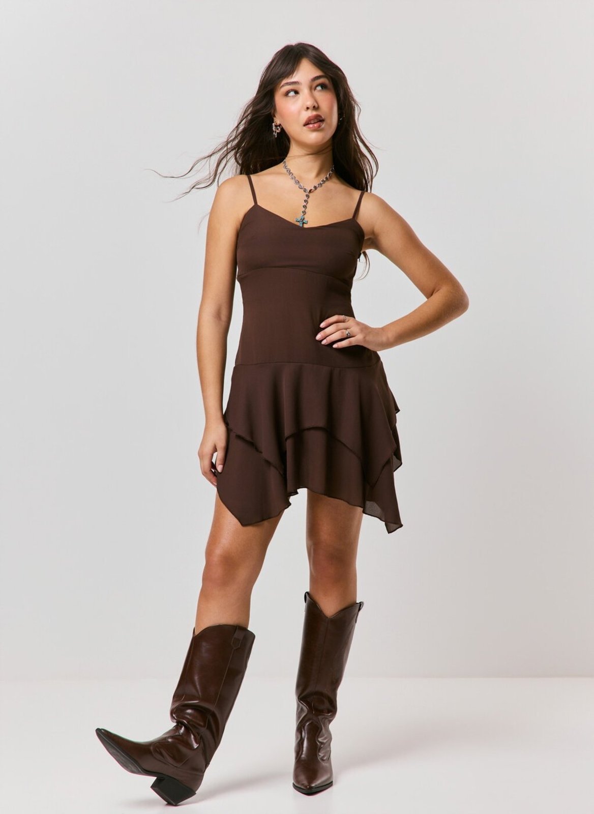 Vestido Mini Com Alça E Saia Assimétrica