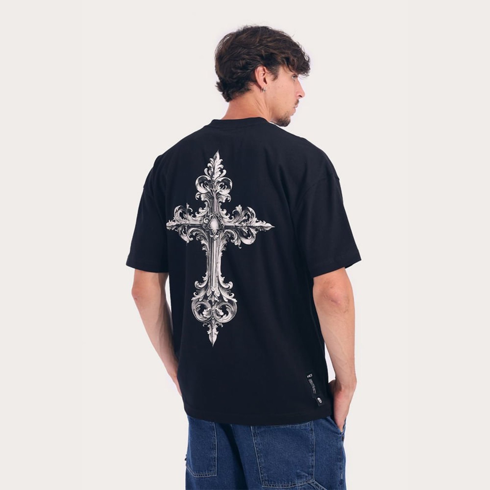 Camiseta Box Fit MCD Crucifixo