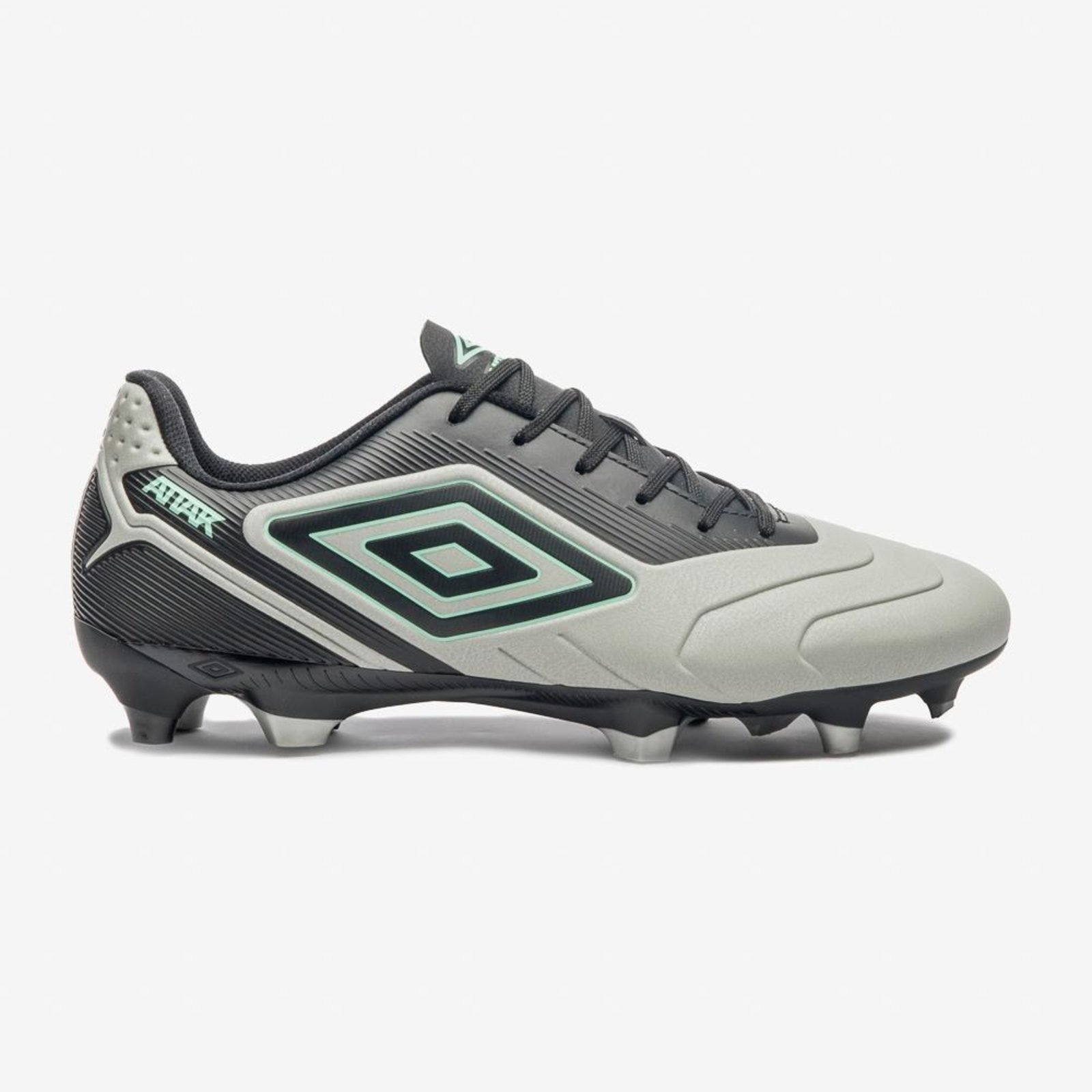 Chuteira Campo Umbro Attak Iii Incolor