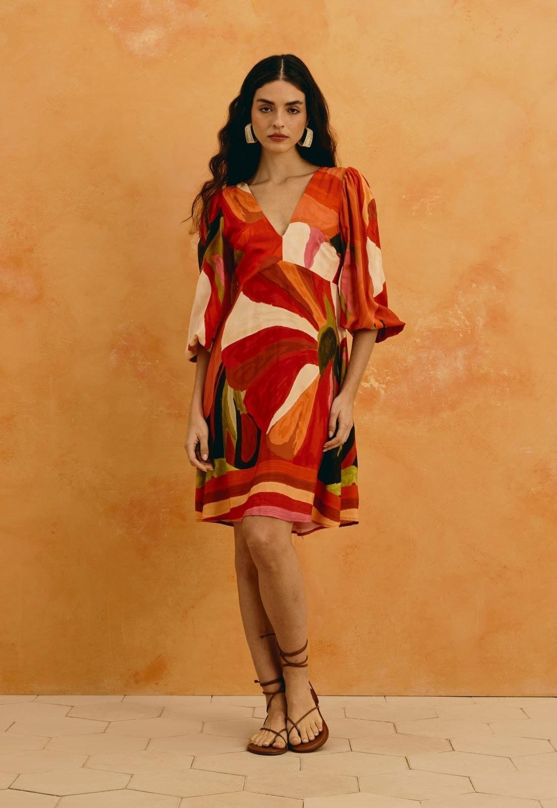 Vestido Curto Manga Bufante Estampado Latina Laranja