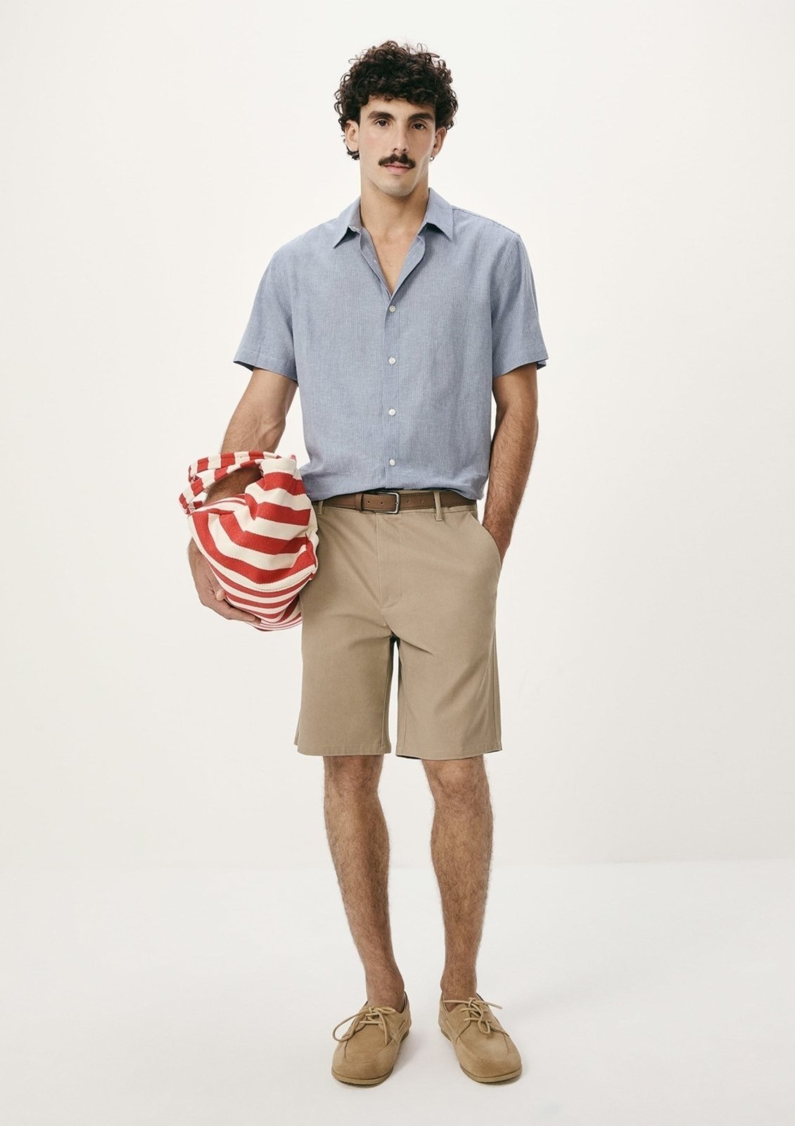 Bermuda Masculina Chino Em Sarja Hering