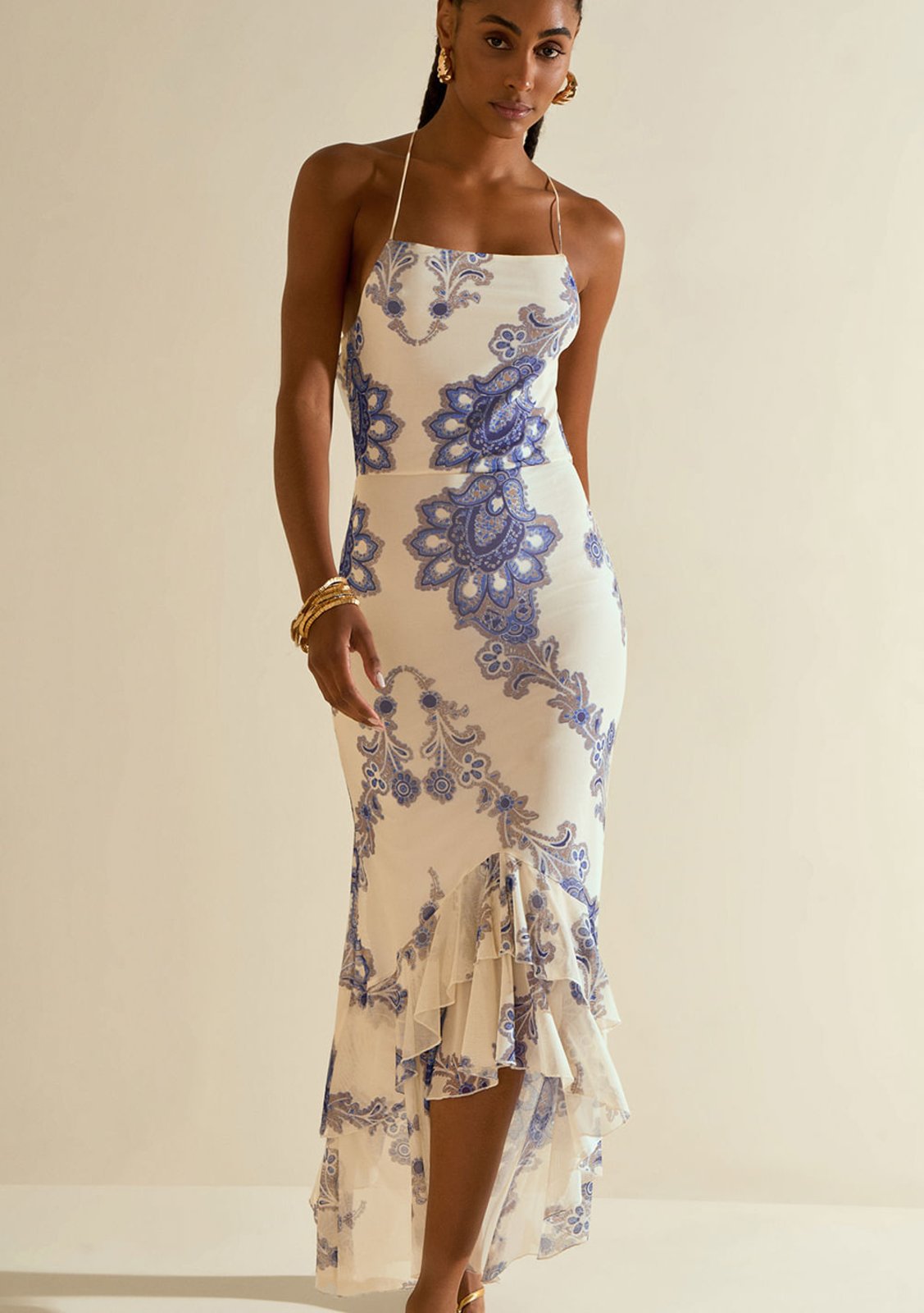 Vestido Morena Rosa Ajustado Decote Reto Com Alça Longo Azul