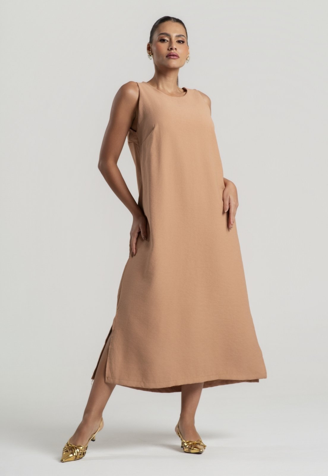 Vestido Midi Alfaiataria Marrant Regata Com Fendas e Bolsos Salvatore Bege