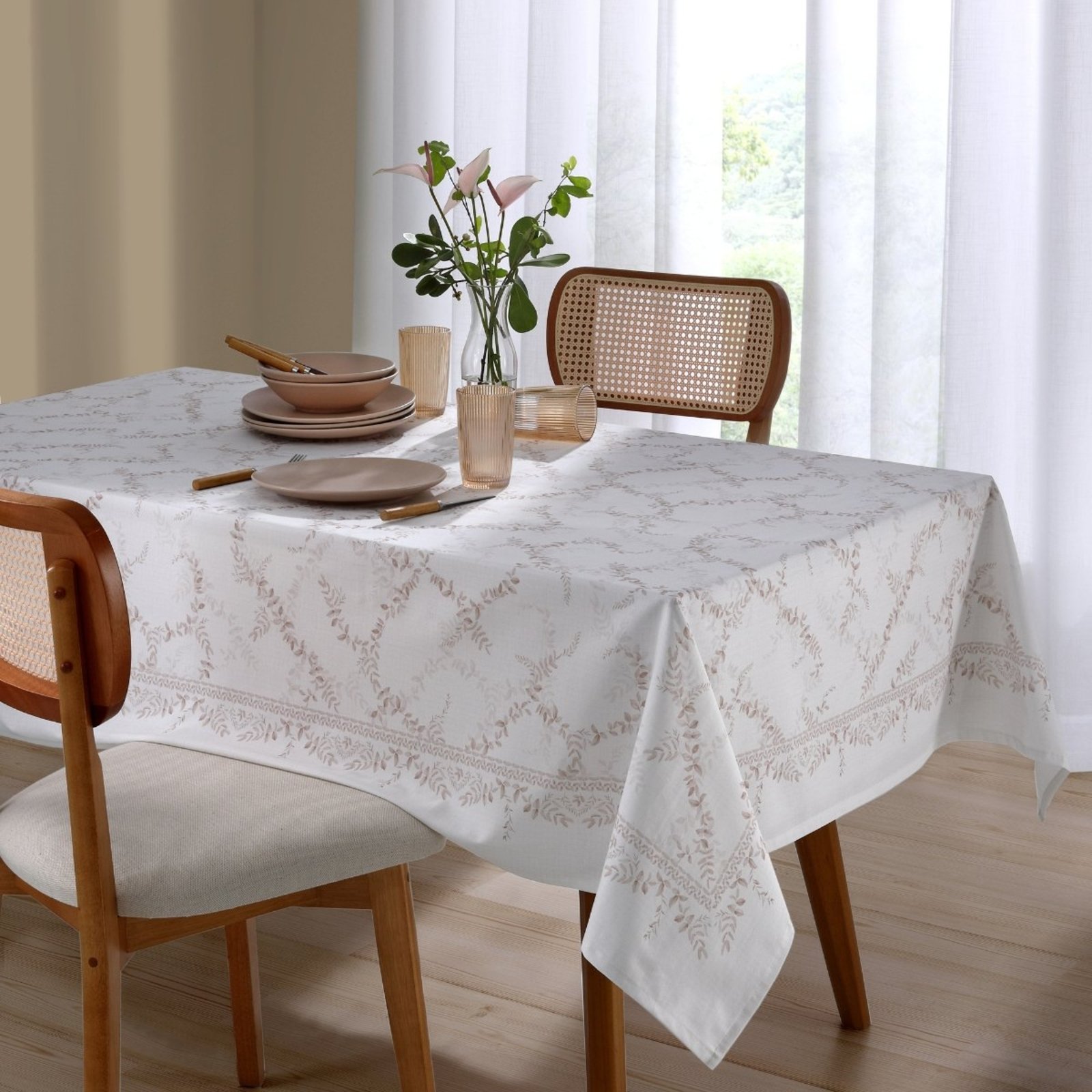 Toalha Mesa Quadrada 4 Lugares Dohler Impermeavel Iris Bege