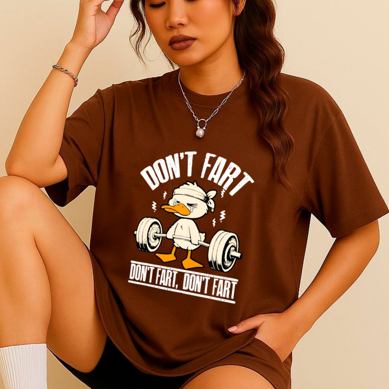 Vista 2 Camiseta Ousy Básica Segura o Ar e Sobe a Carga Unissex marrom ousy marrom