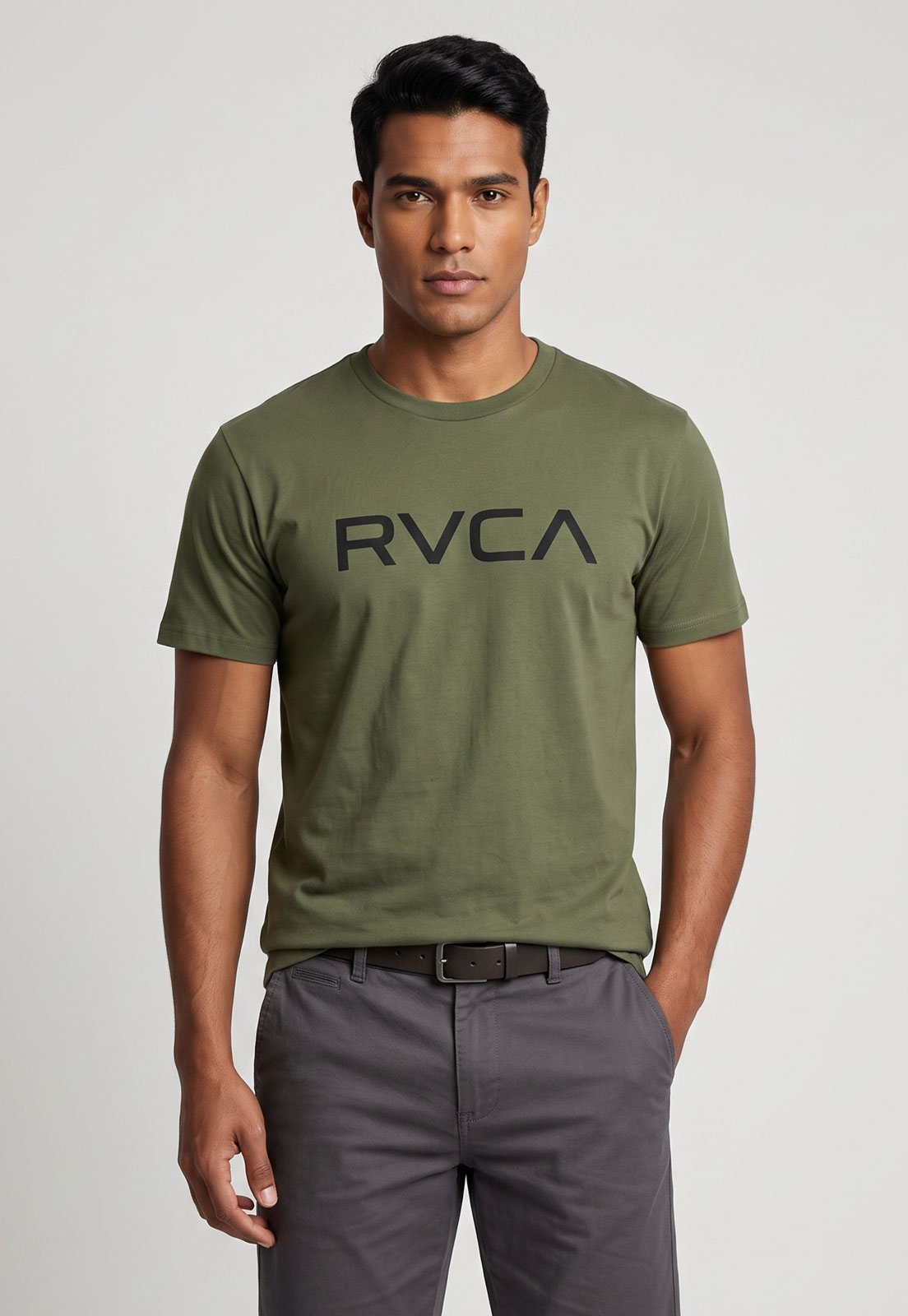 Camiseta Masculina RVCA Big Gola Redonda Verde