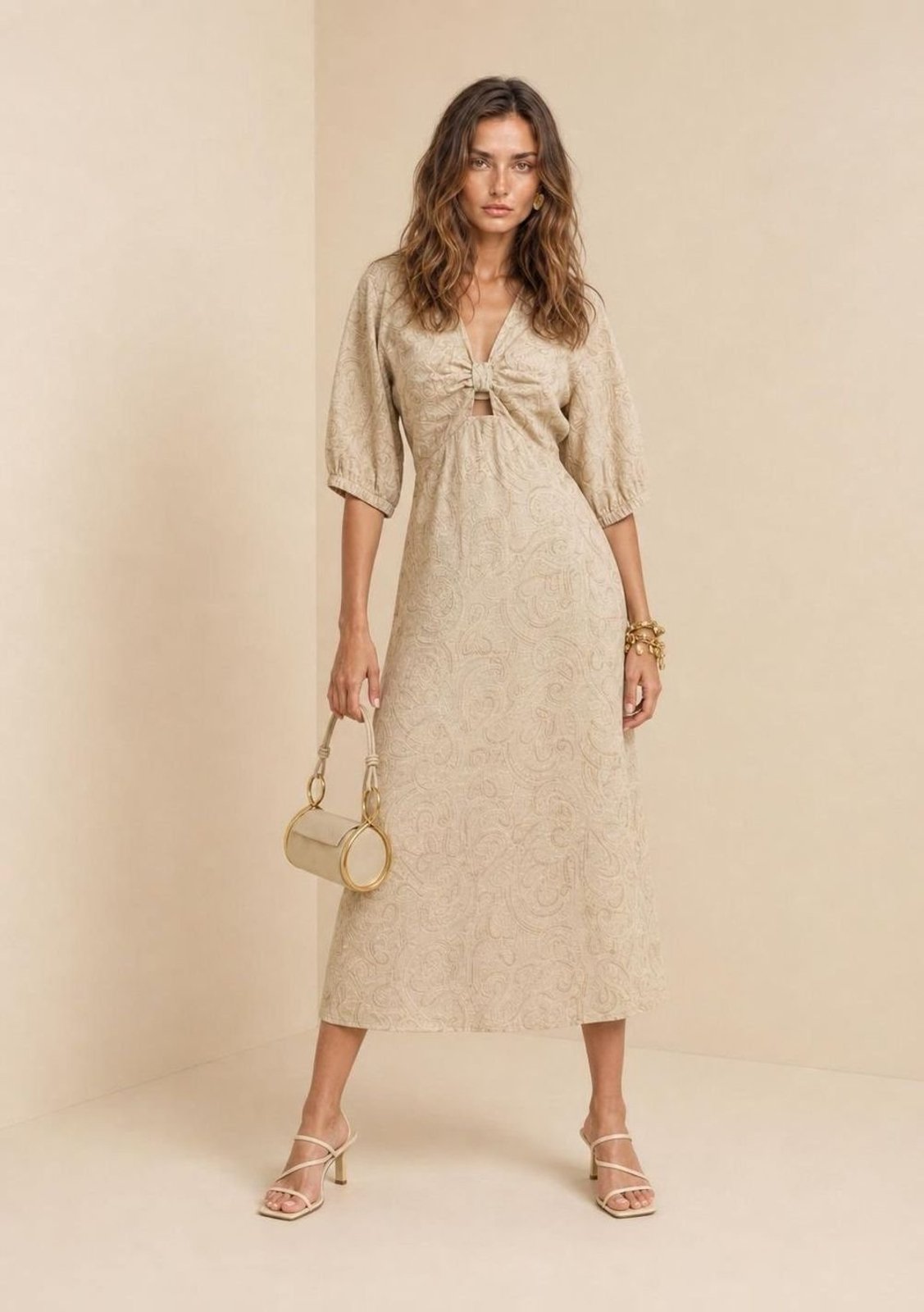 Vestido Morena Rosa Ajustado Decote V Manga 3 Quartos Midi - Bege