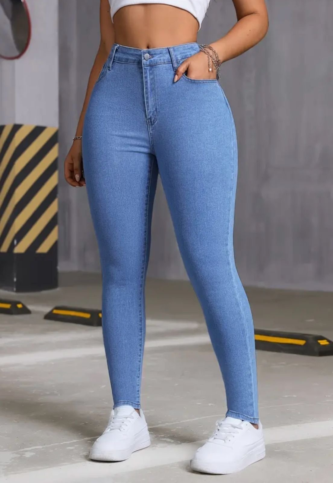 Calça Jeans Feminina Premium Skinny Delave Modela o Corpo Cintura Alta com Elastano Premium