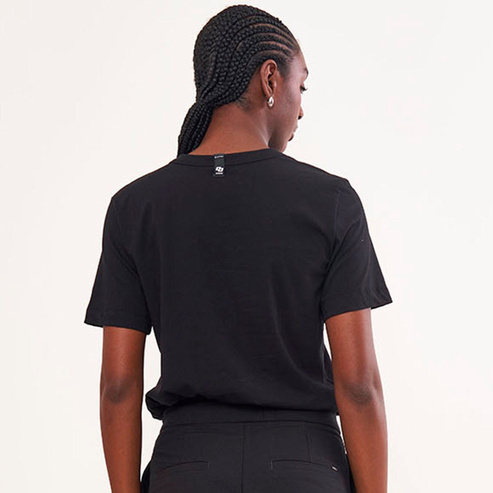 Vista 3 Camiseta Colcci Aplicação Pr26 Feminino preto Colcci preto