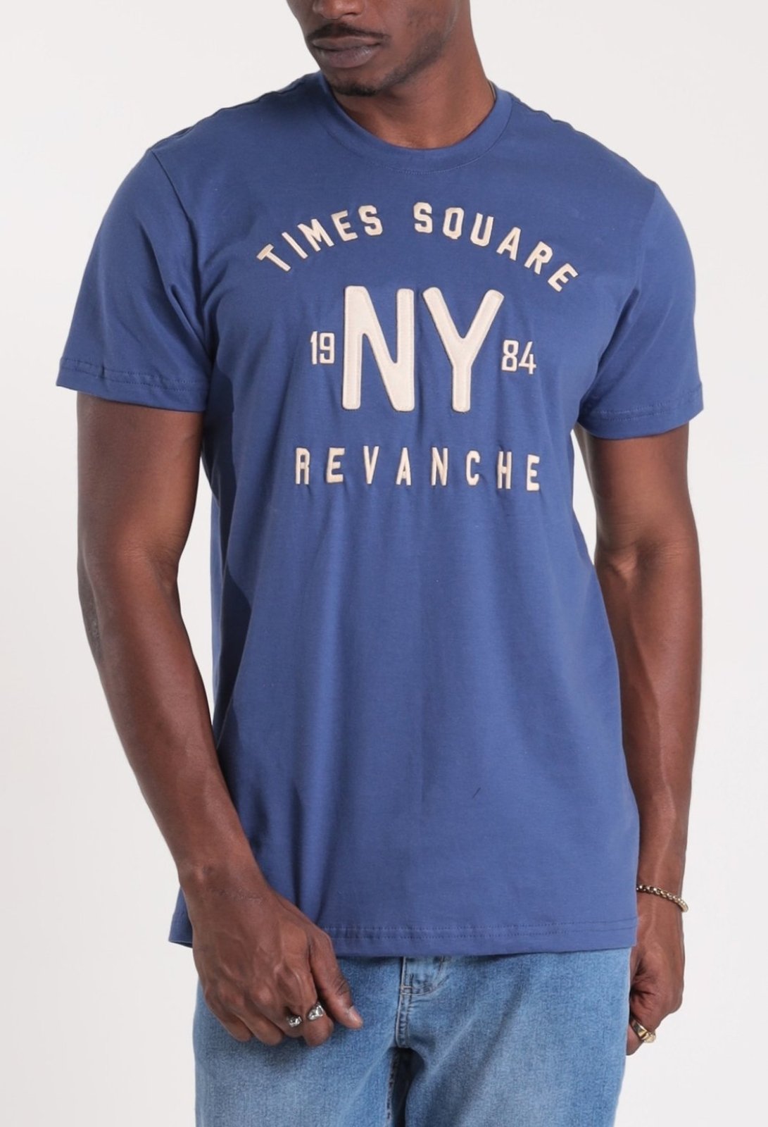 Camiseta Masculina Manga Curta Bordada Times Square Revanche - CT.MAS.00217