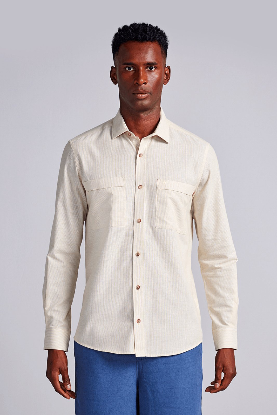 HIGHSTIL Camisa com Bolso Comfort Listrada -Branco/ Amarelo