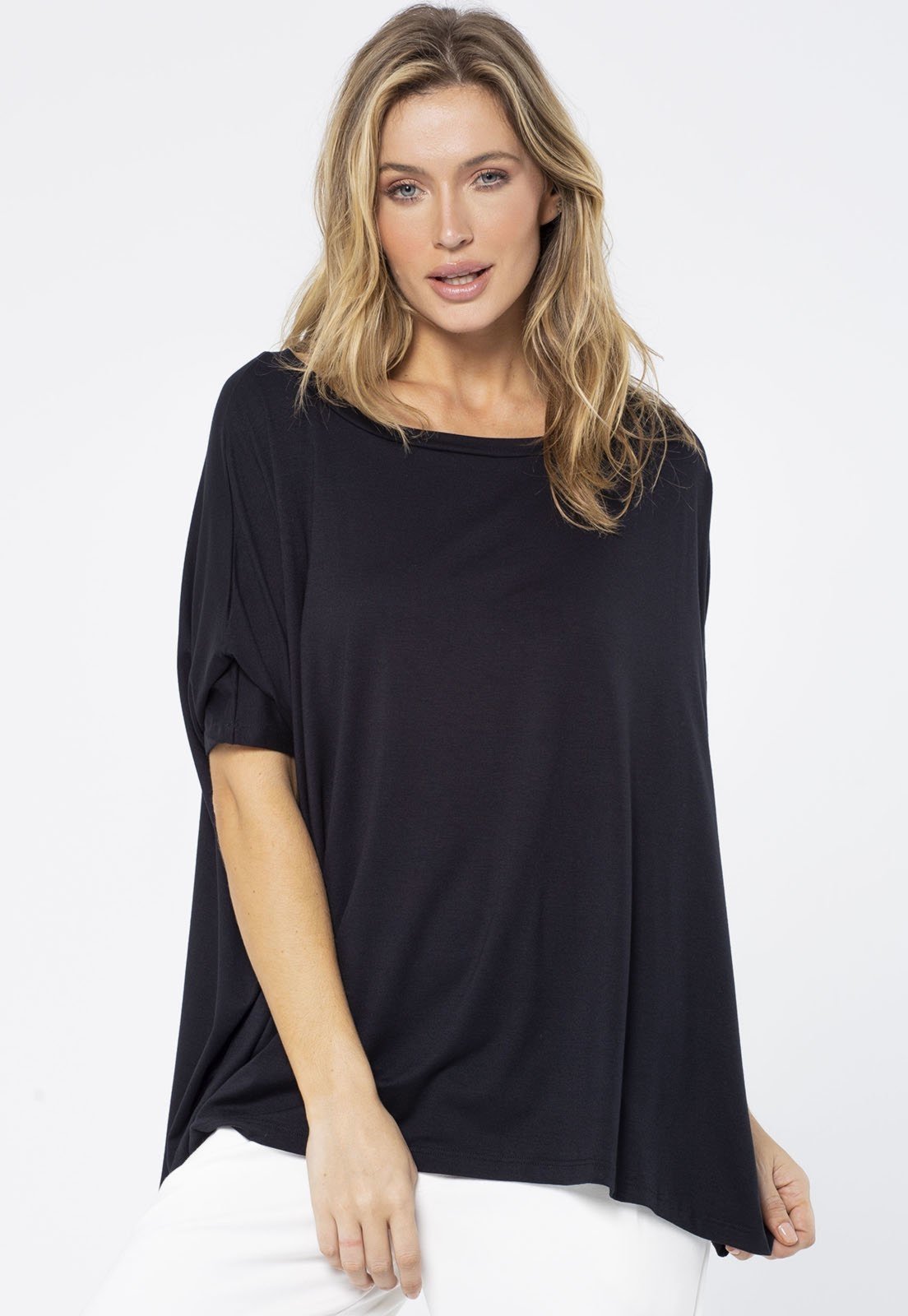 Blusa Ampla Amazonia Vital Malha Morcego Manga Curta Preta