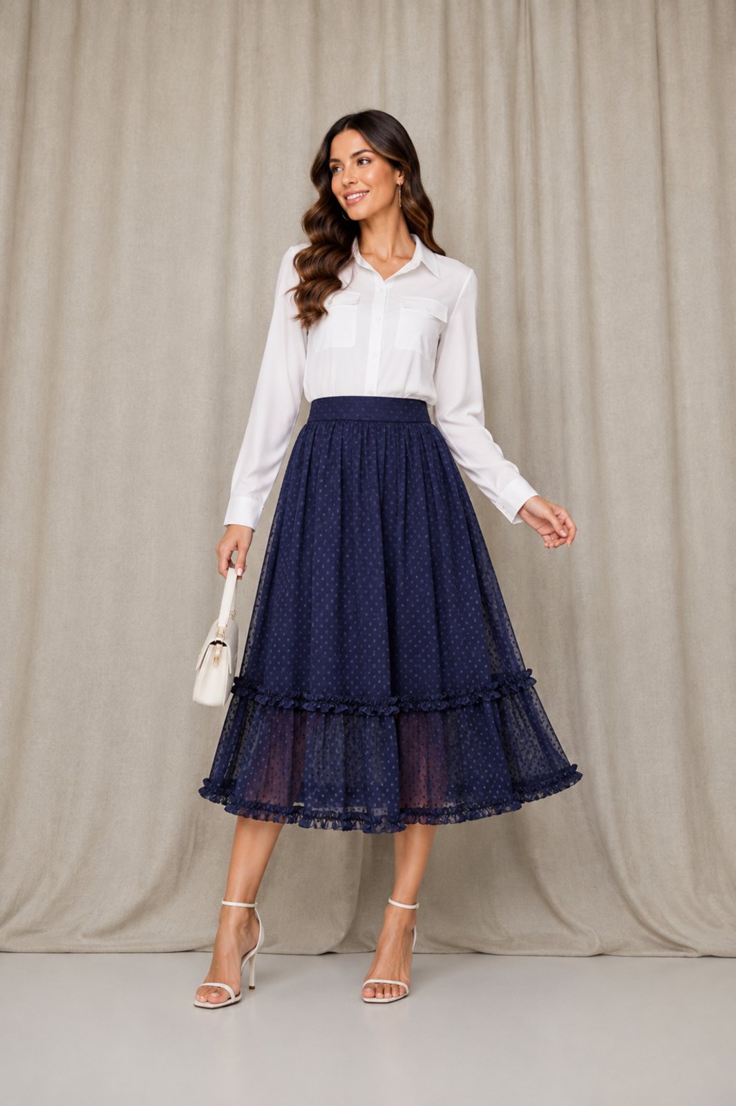 Saia Midi Fit and Flare em Tule Poá com Babados e Camadas Urbania Azul escuro Marinho