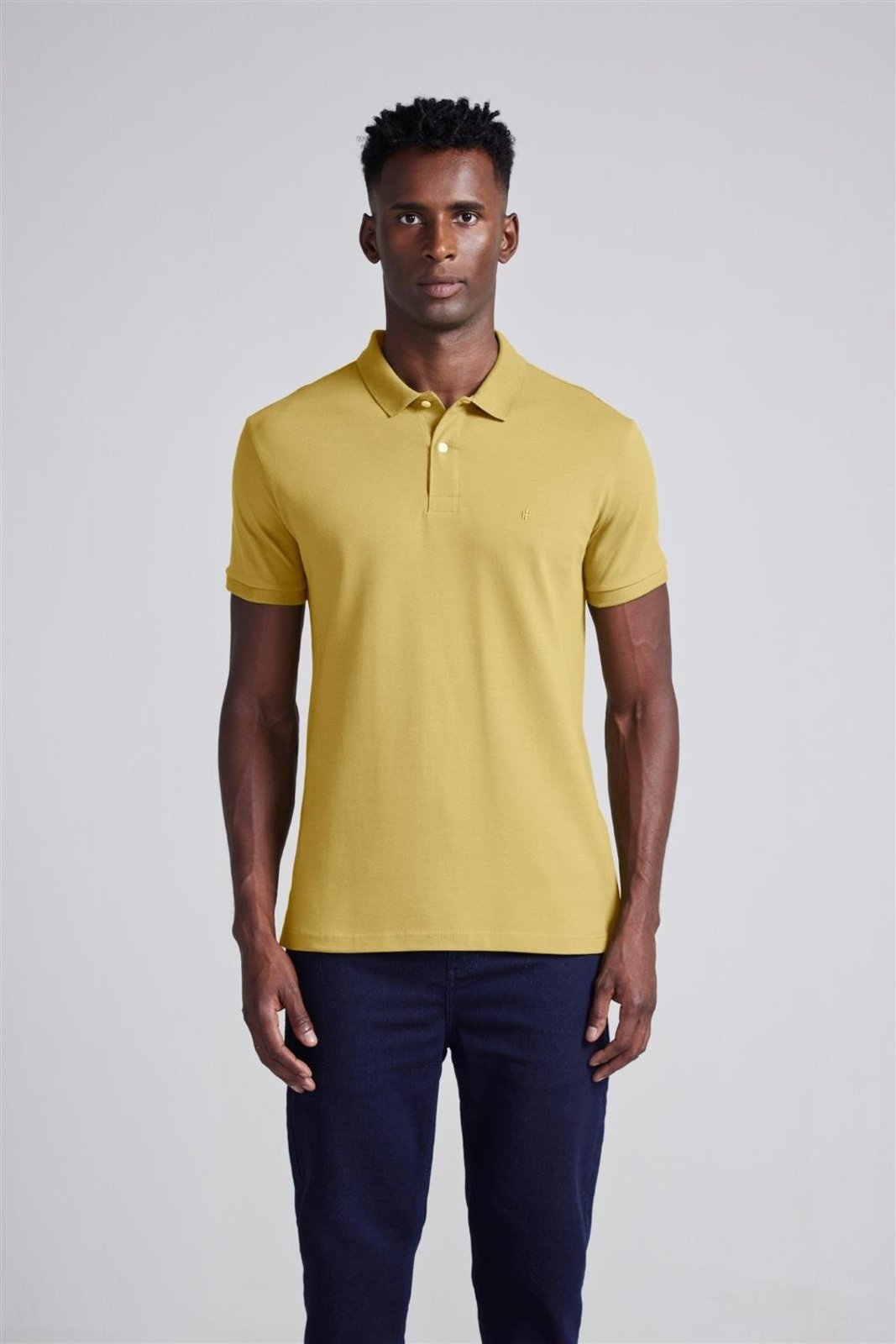 HIGHSTIL Camisa Polo Piquet Premium Slim Fit - Amarelo Mostarda