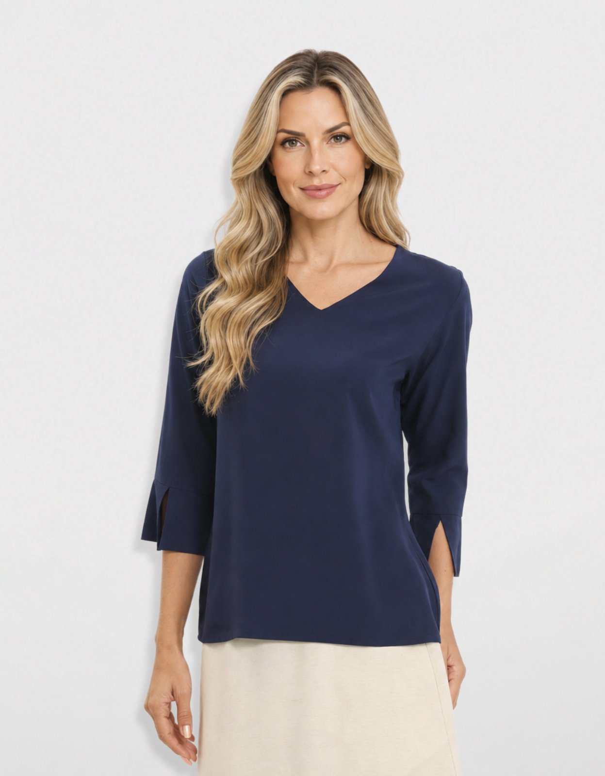 Editar Blusa Feminina Pompier em Viscose Manga 7/8 com Babado e Fenda nos Punhos Azul Marinho