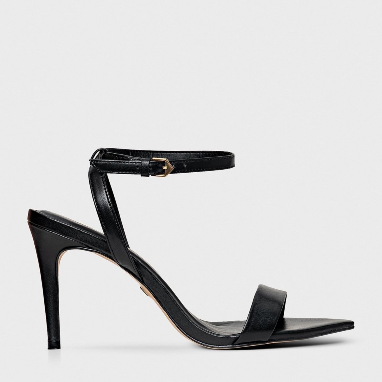 Sandália Charm Carrano 816001 Preto