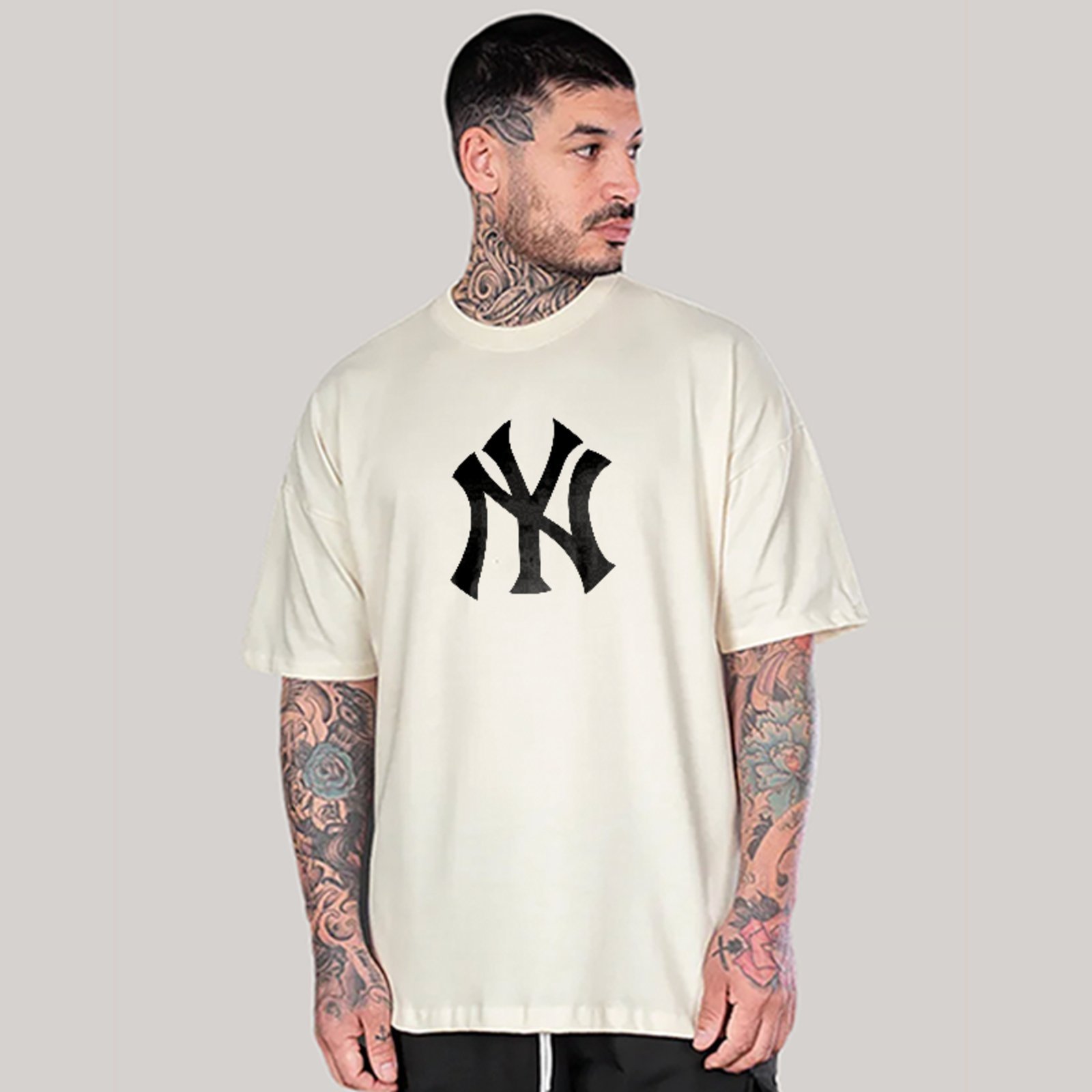 Vista 2 Camiseta Oversized New York Design Urbano Minimalista Off White ousy off-white white ousy off-white white
