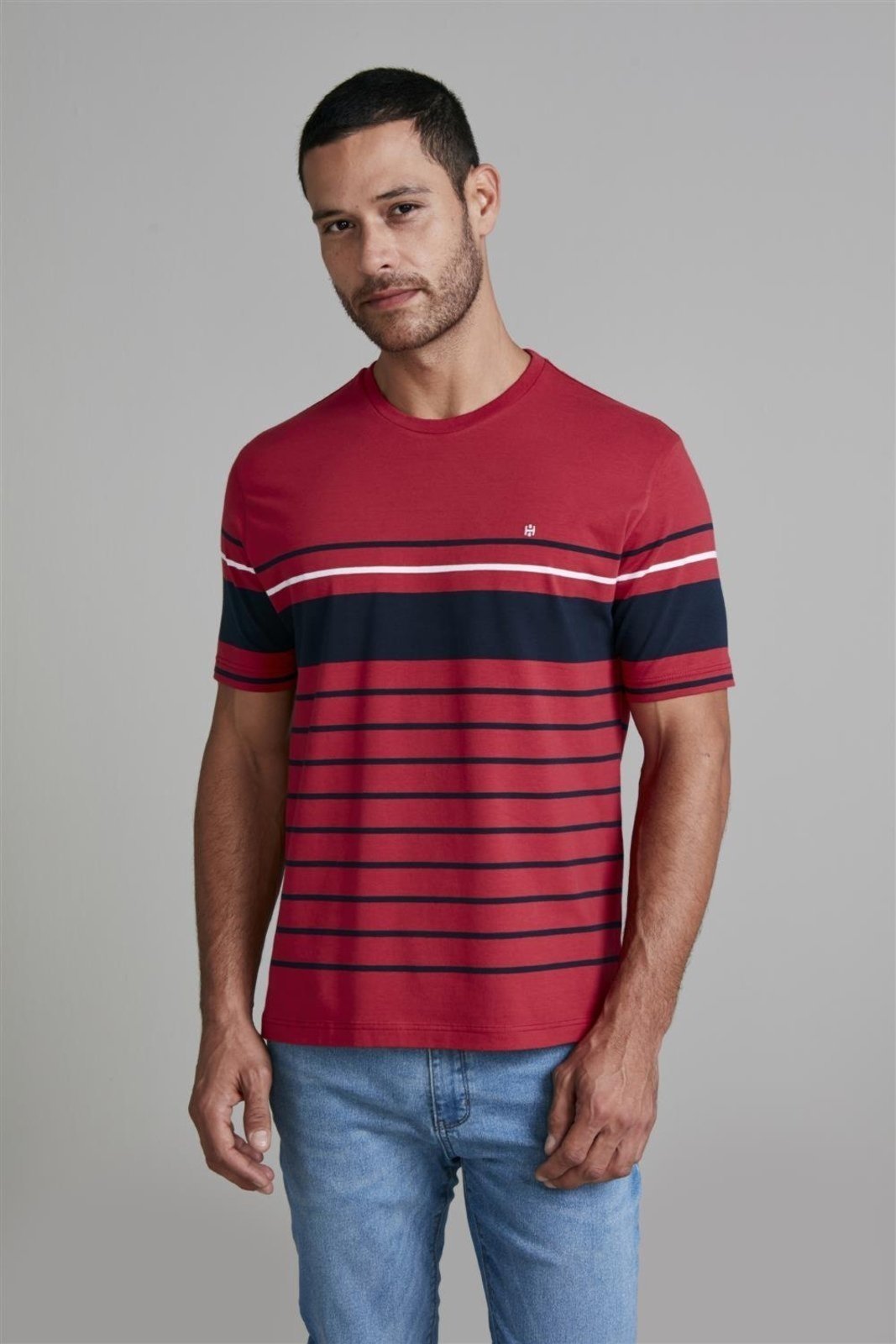 HIGHSTIL Camiseta Malha Comfort - Vermelho Rubi / Azul Marinho
