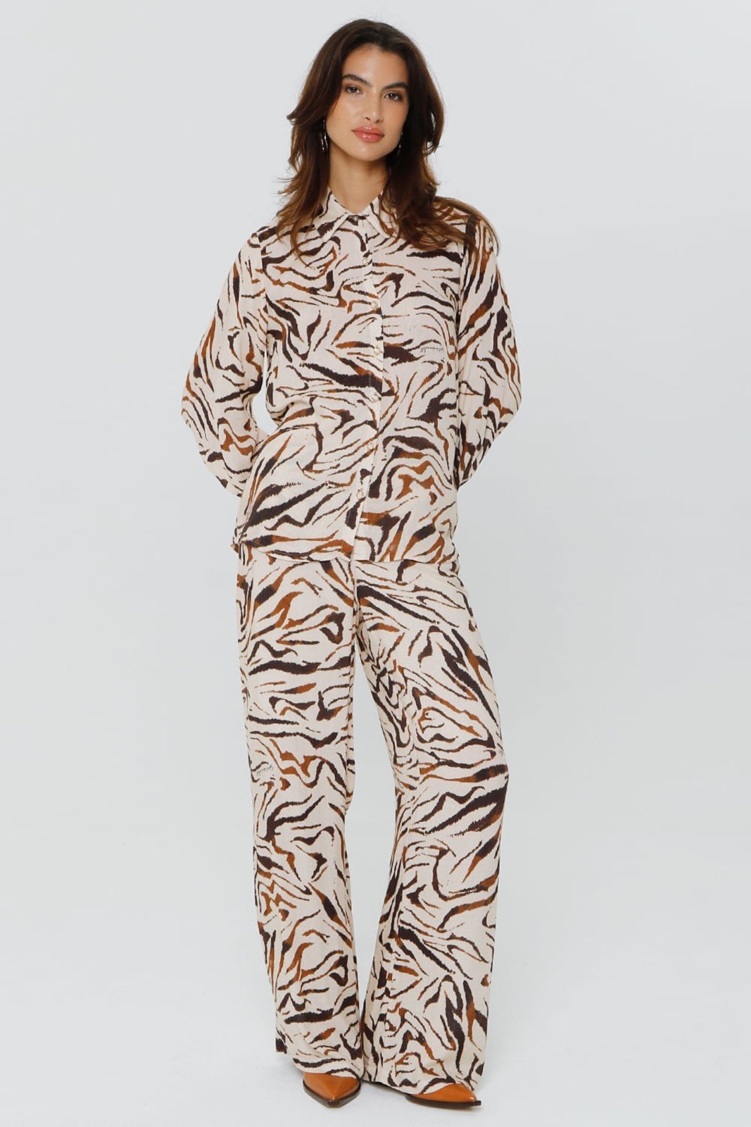 CALCA FASHION COUNTRY Gatabakana
