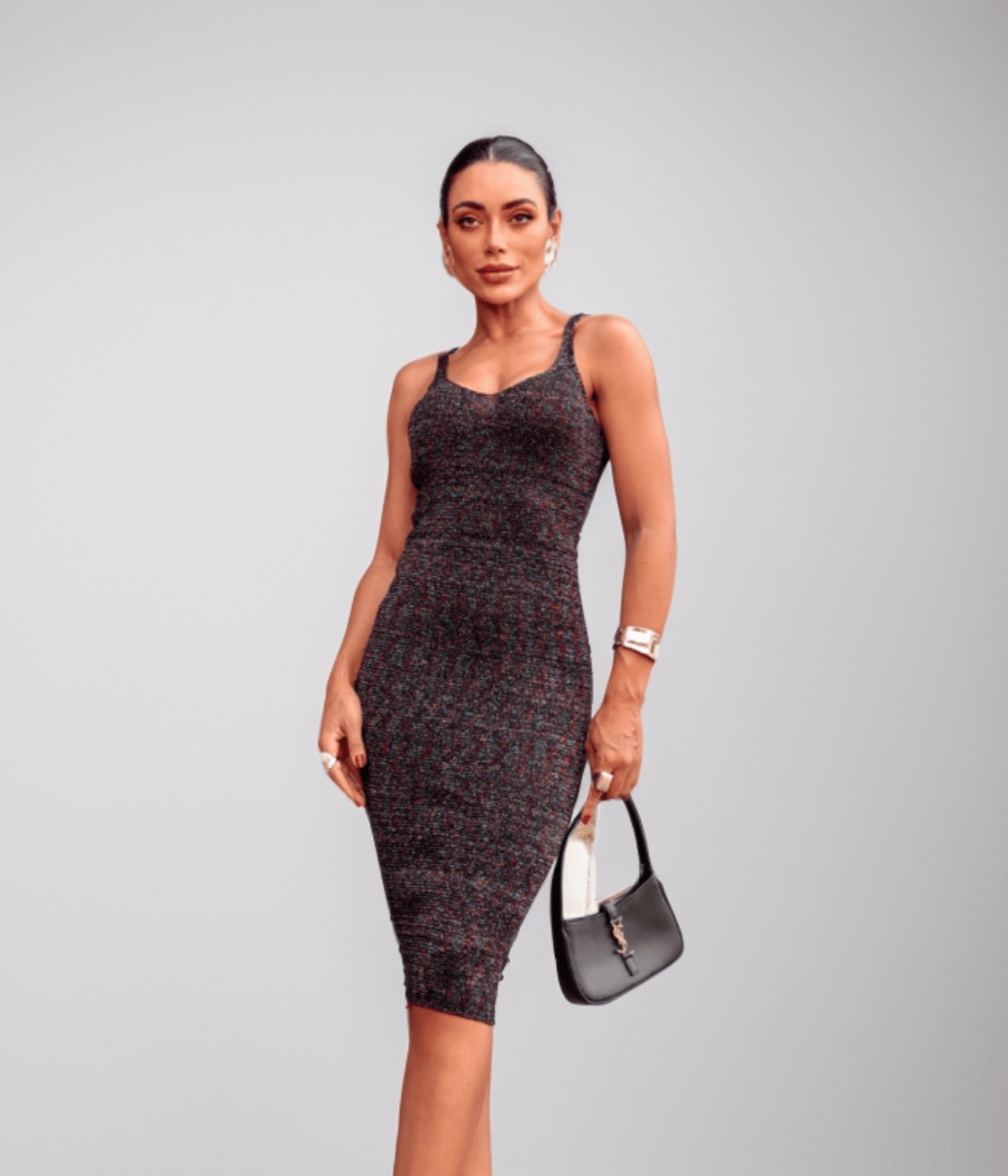 Vestido Cherry Line Midi Lurex Alça Fina Decote Frente e costas Tricô Preto