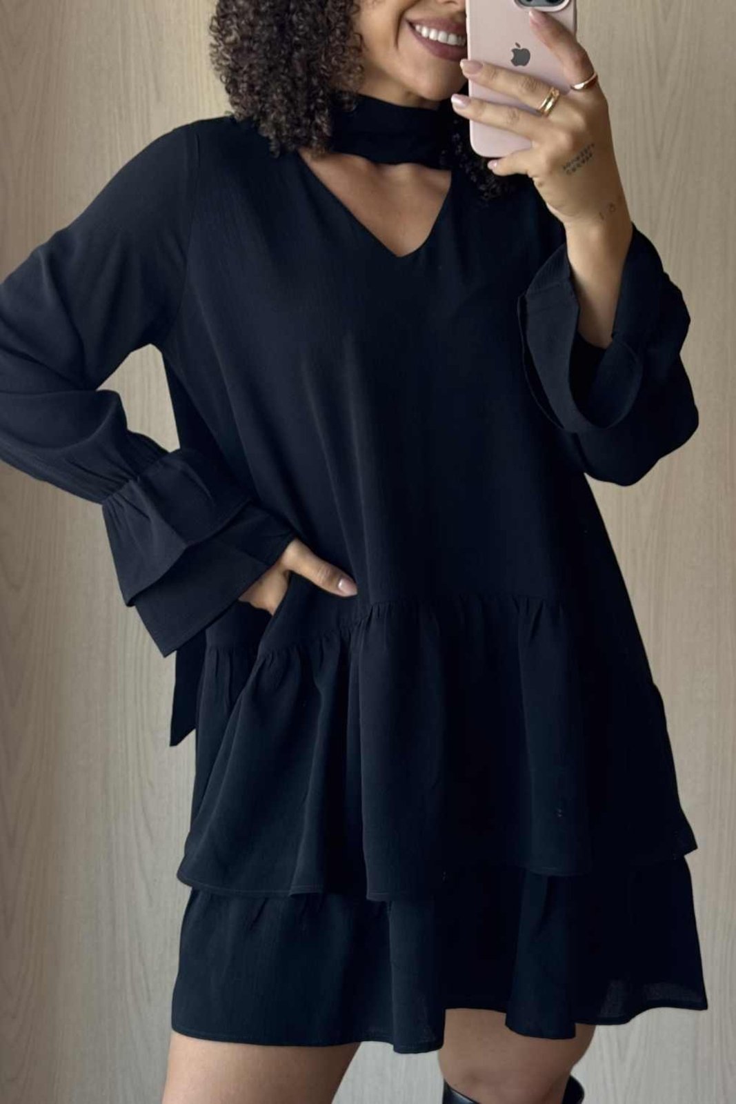 Vestido Vanibele Curto Preto