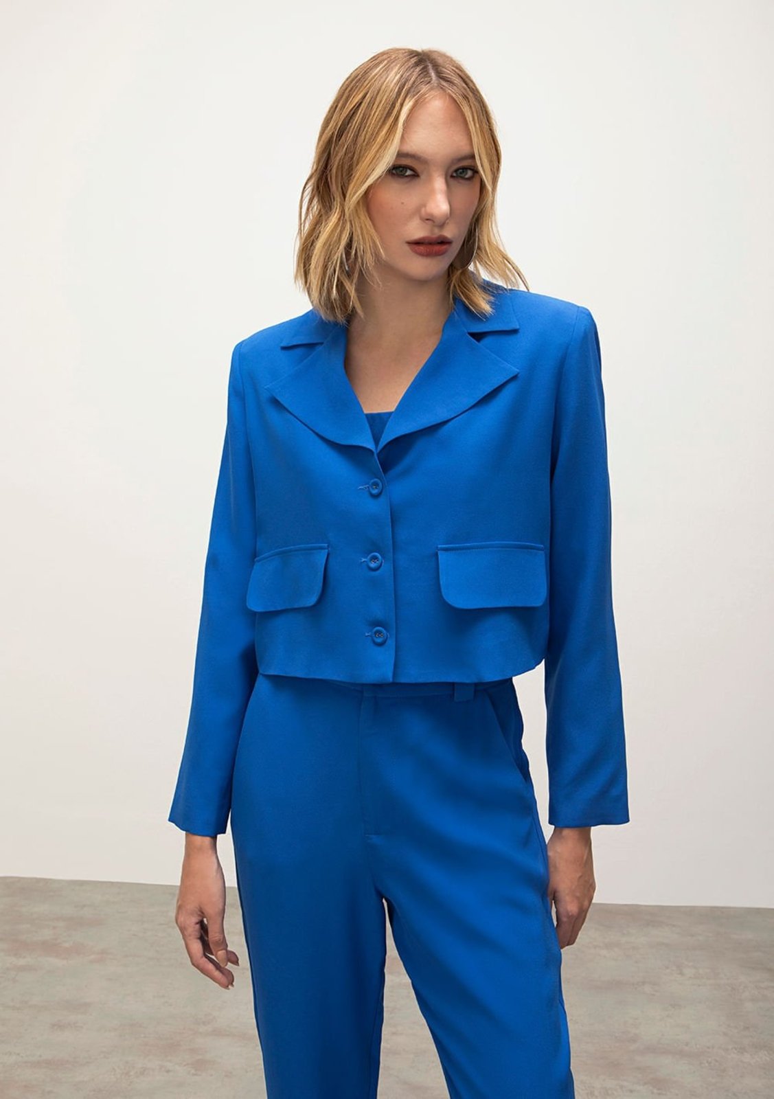 Blazer Iódice Com Lapela Com Botões Azul