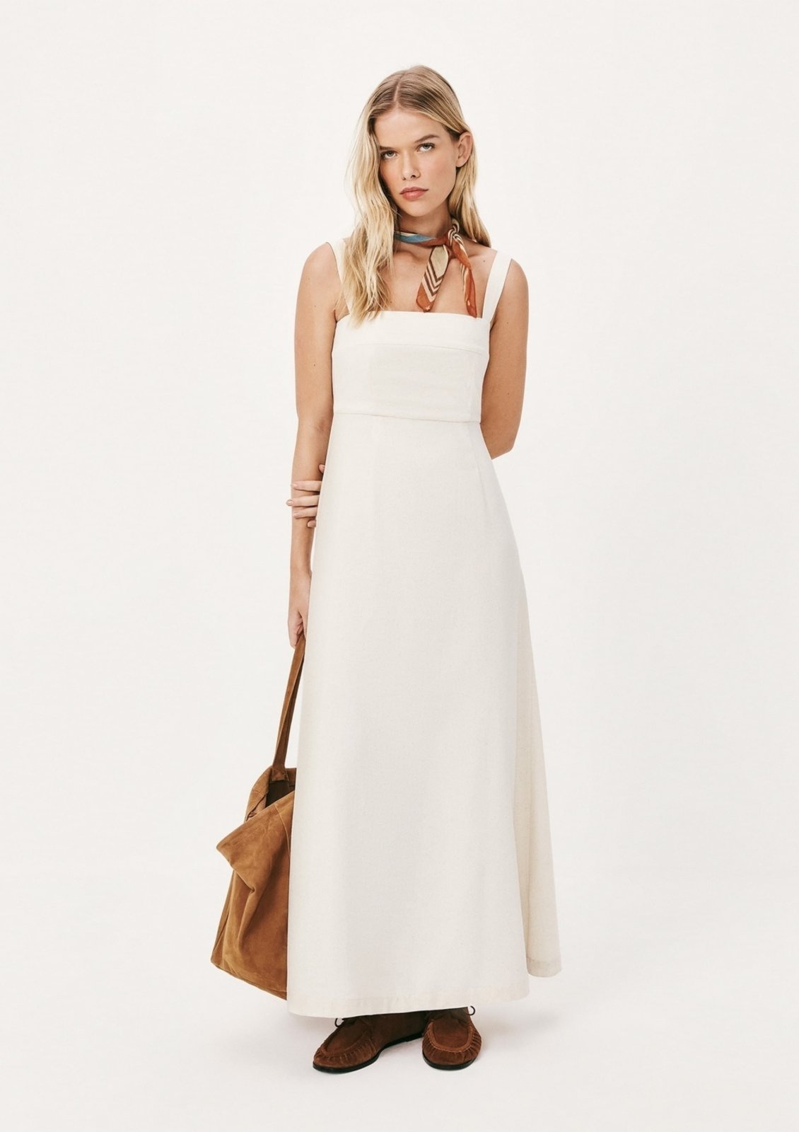 Vestido Midi Evasê Alças Médias Rústico Com Linho