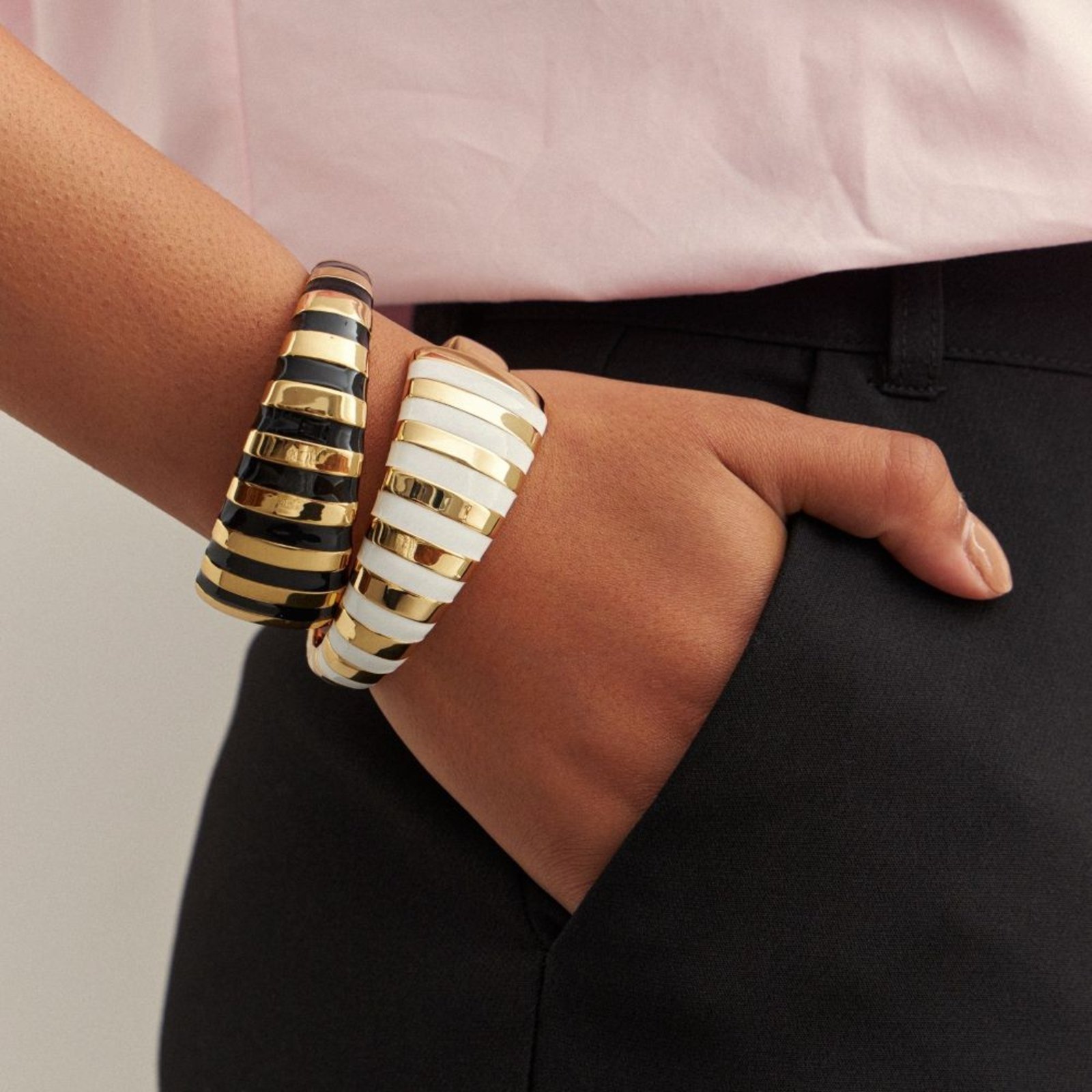 Infantil – Bracelete Listras Pretas Esmaltadas Semijoia Banhado a Ouro 18K Ania Store