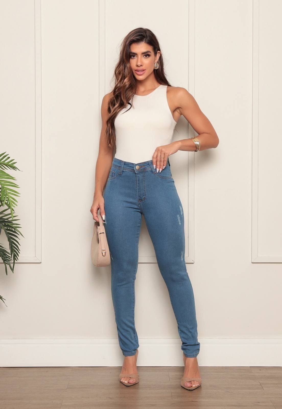 Calça Jeans Skinny Lavagem Clara Estilosa