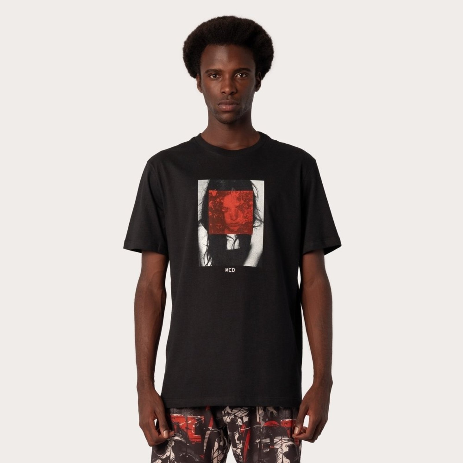 T-Shirt Regular Red Portrait Preto