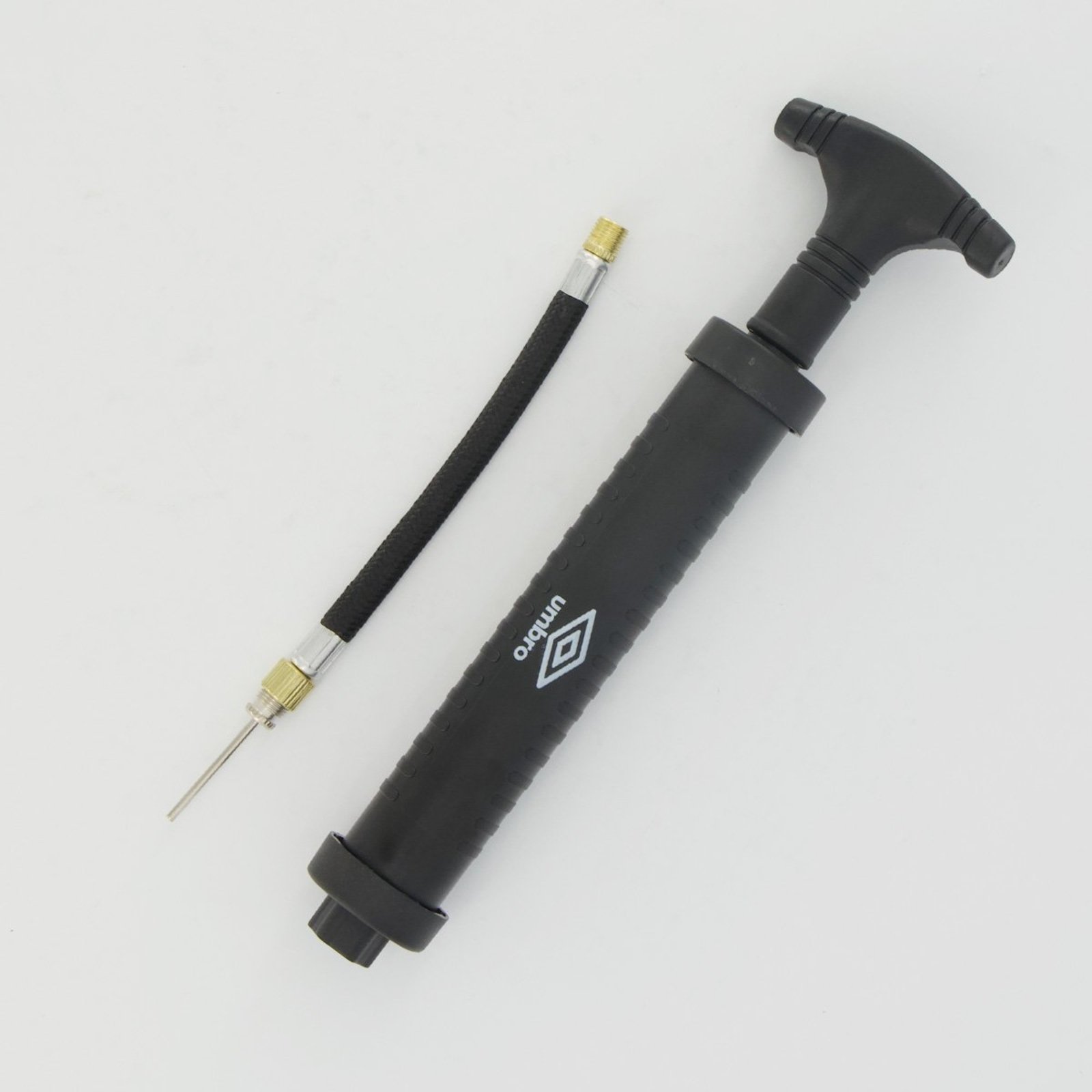 Bomba Umbro Logo Preto