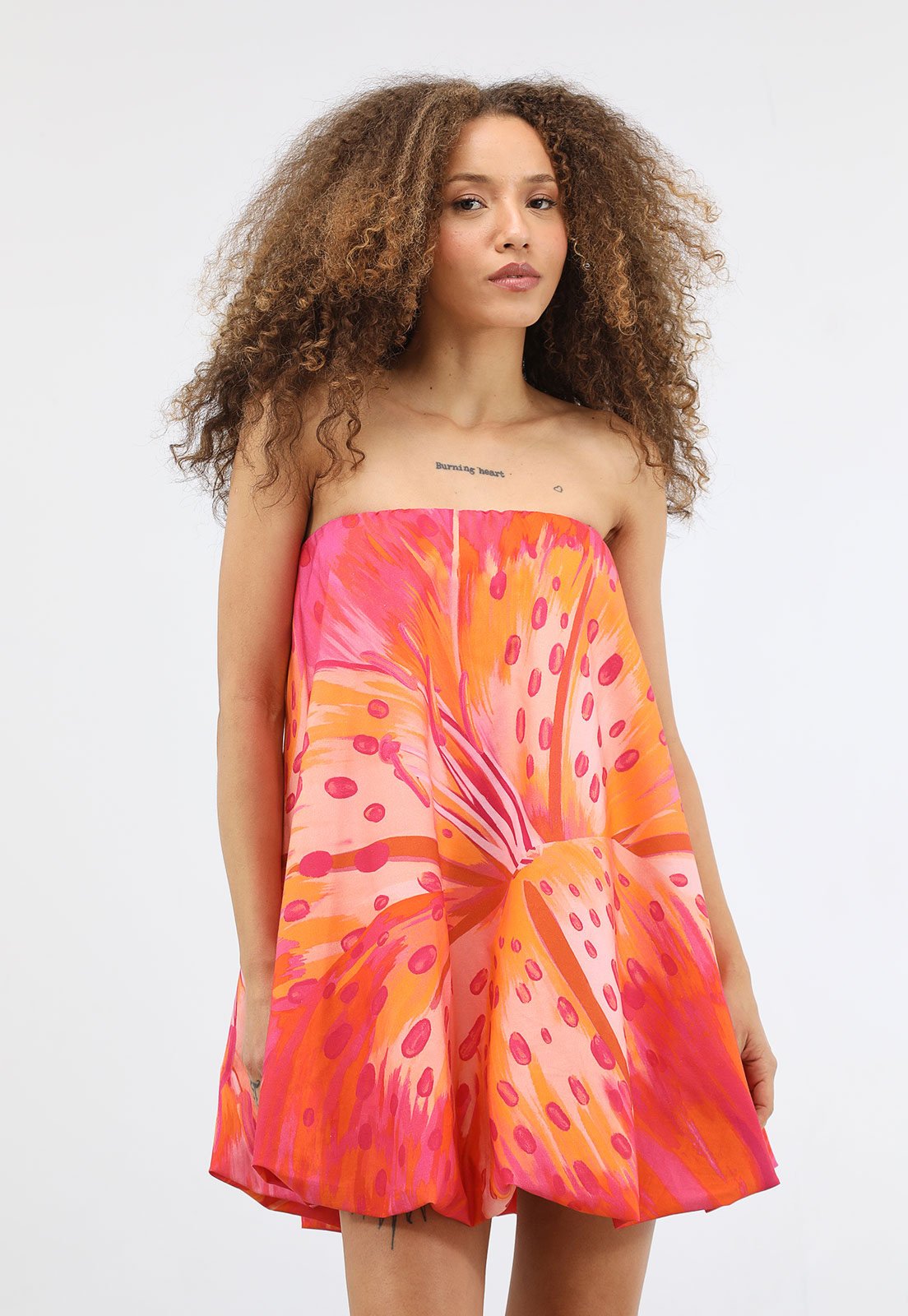 Vestido Feminino FARM Tomara que Caia Floral Rosa